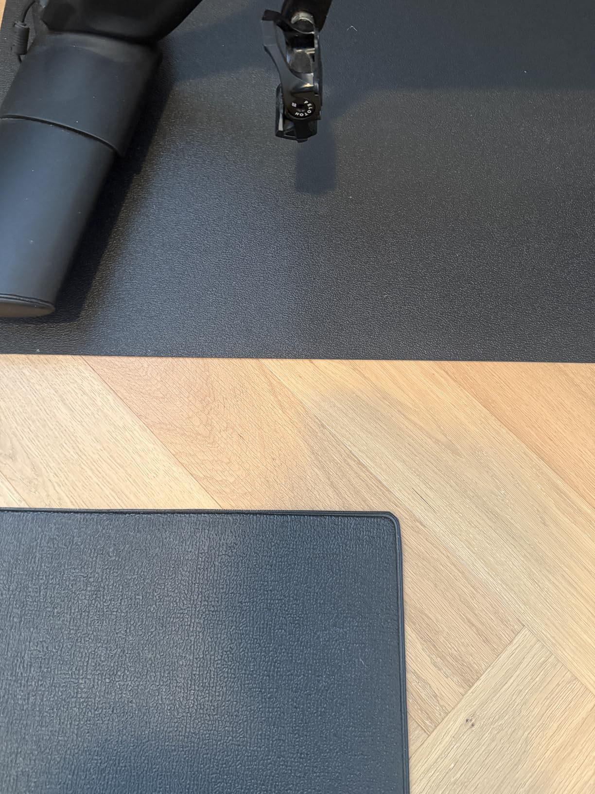 MOTIONTEX Fitness Equipment Mat customer photo 2