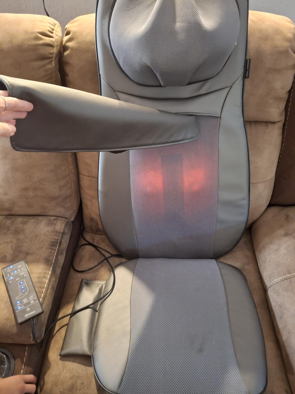 Snailax Shiatsu Neck & Back Massager with Heat, Full Back Kneading Shiatsu or Rolling Massage, Massage Chair pad with Height Adjustment, Back Massager for Neck and Shoulder customer photo 2