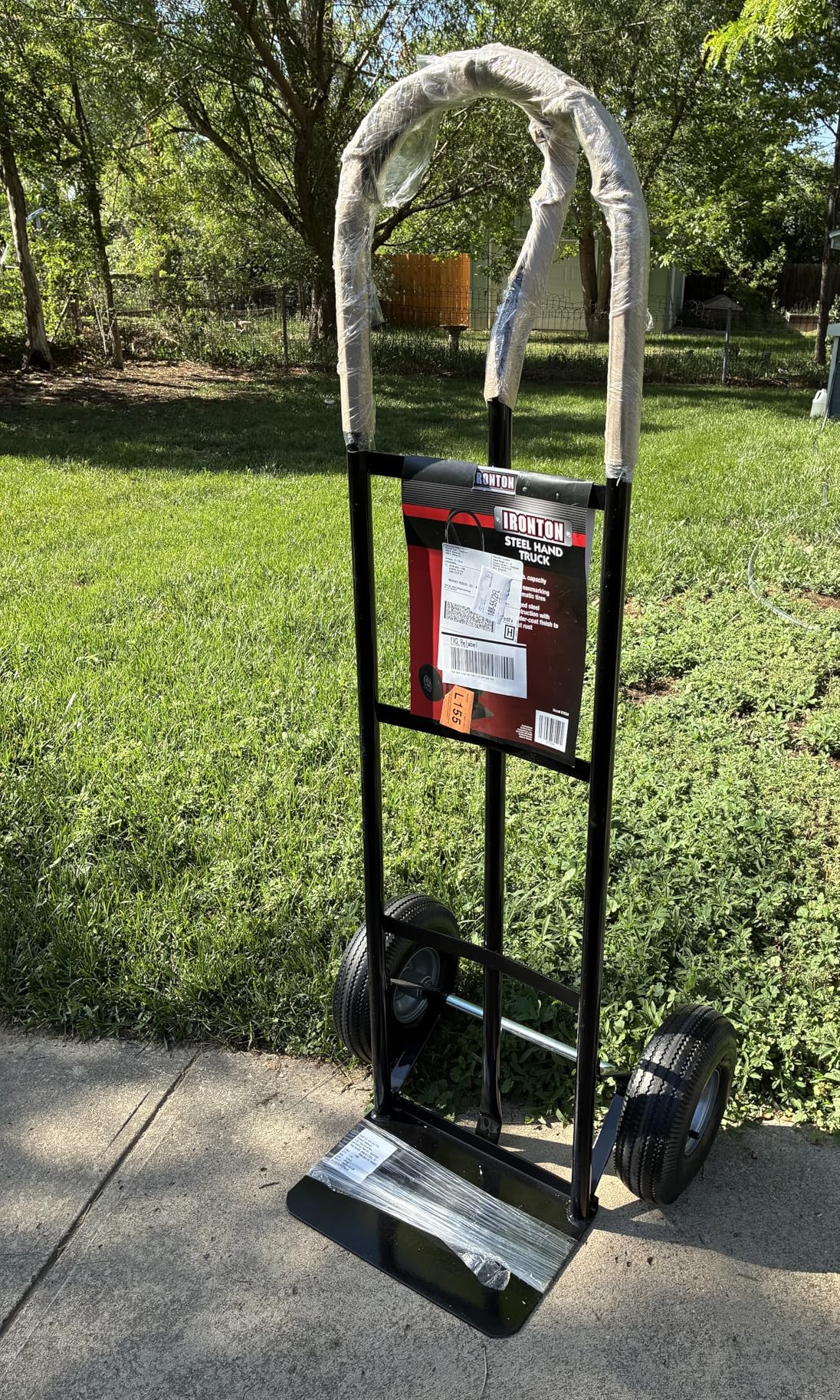 Ironton Steel Pneumatic Hand Truck Dolly, 600-Lb Capacity, Heavy-Duty Steel Frame, 10-in Pneumatic Tires, P-Style Handle, 14