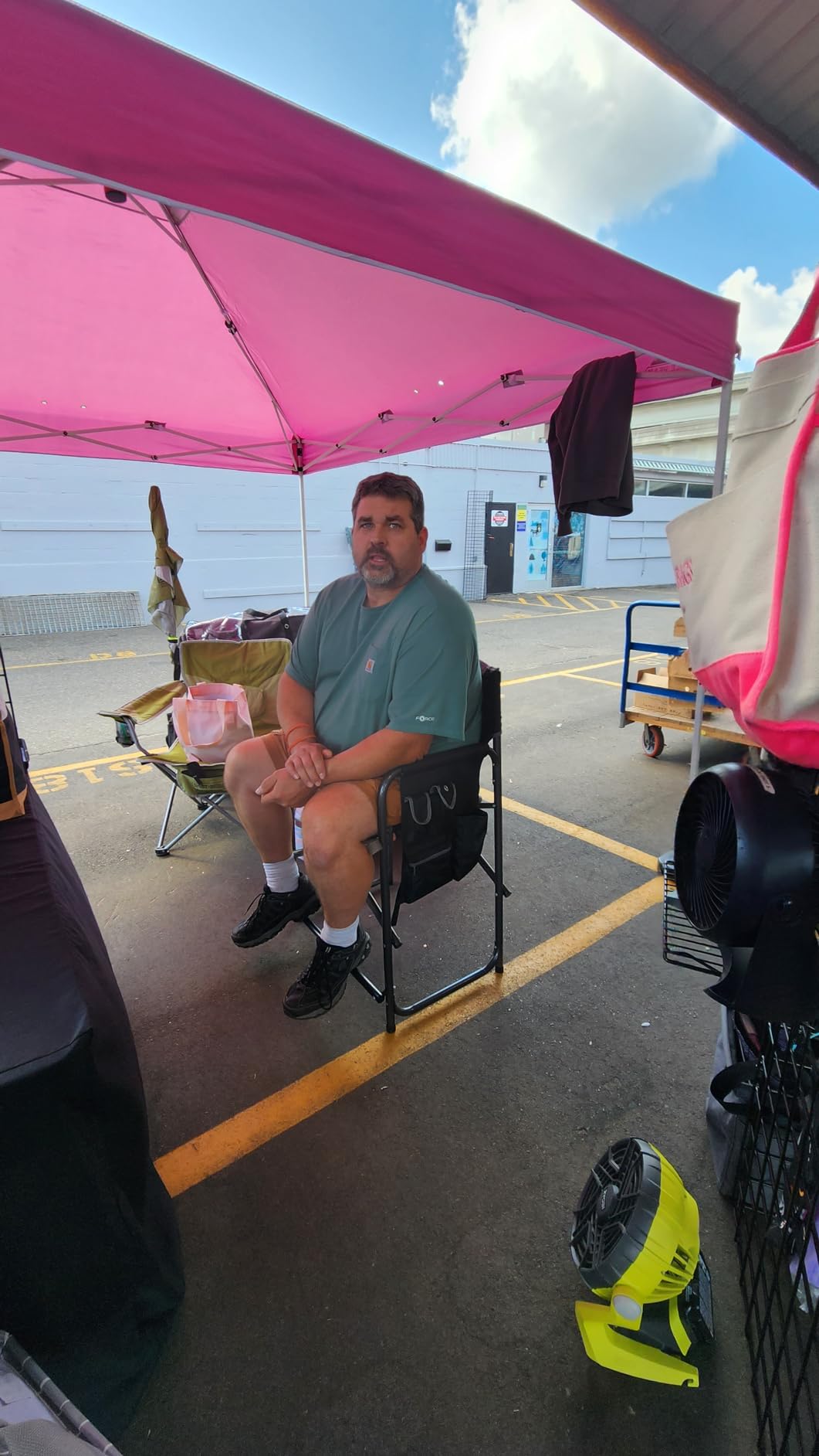 EAGLE PEAK Pop Up Canopy Tent with Wheeled Carry Bag, 8 Stakes, 4 Ropes, 4 Weight Bags, Easy Set Up Tent Canopy, 10x10 ft, 100sqft of Shade, Blue customer photo 2