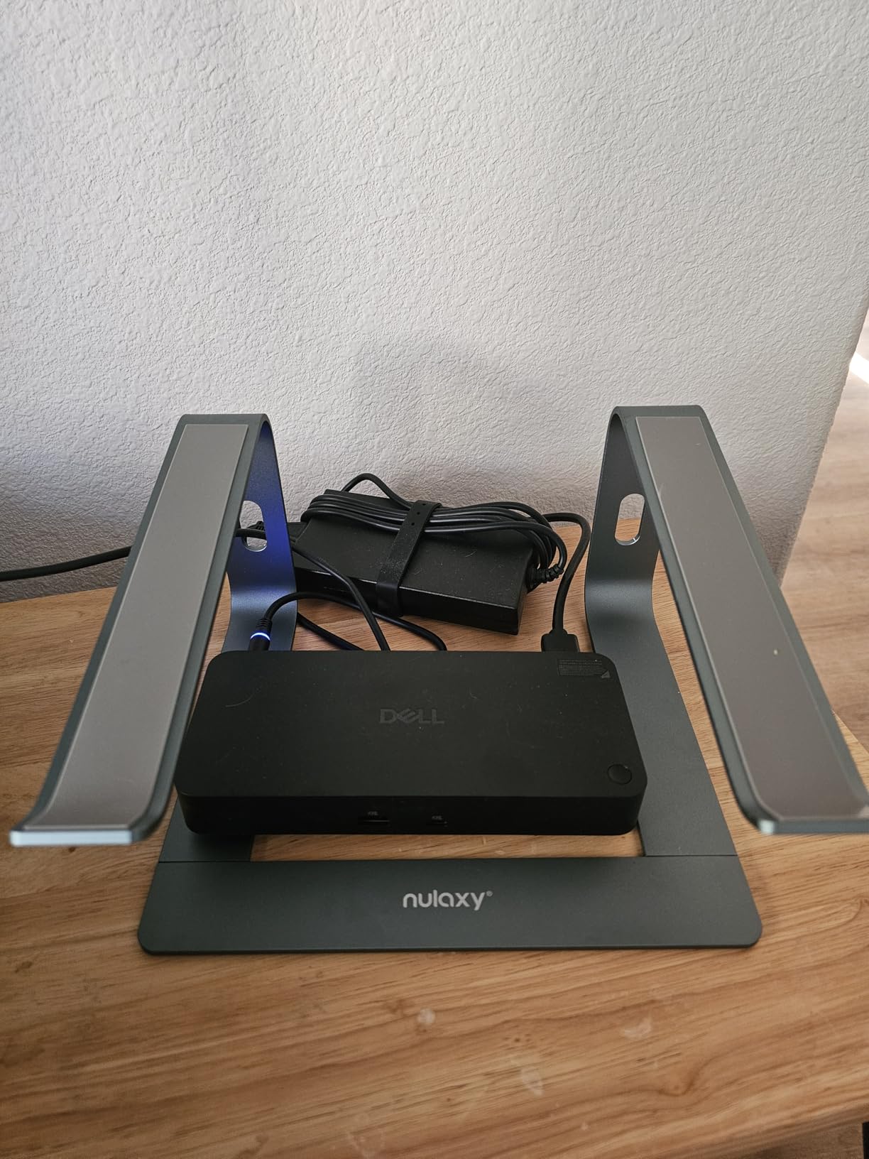 Nulaxy All-Aluminum Laptop Stand for Desk, Ergonomic Detachable Ventilated Cooling Computer Riser, Anti-Slip Design Notebook Holder Compatible with All 10-16