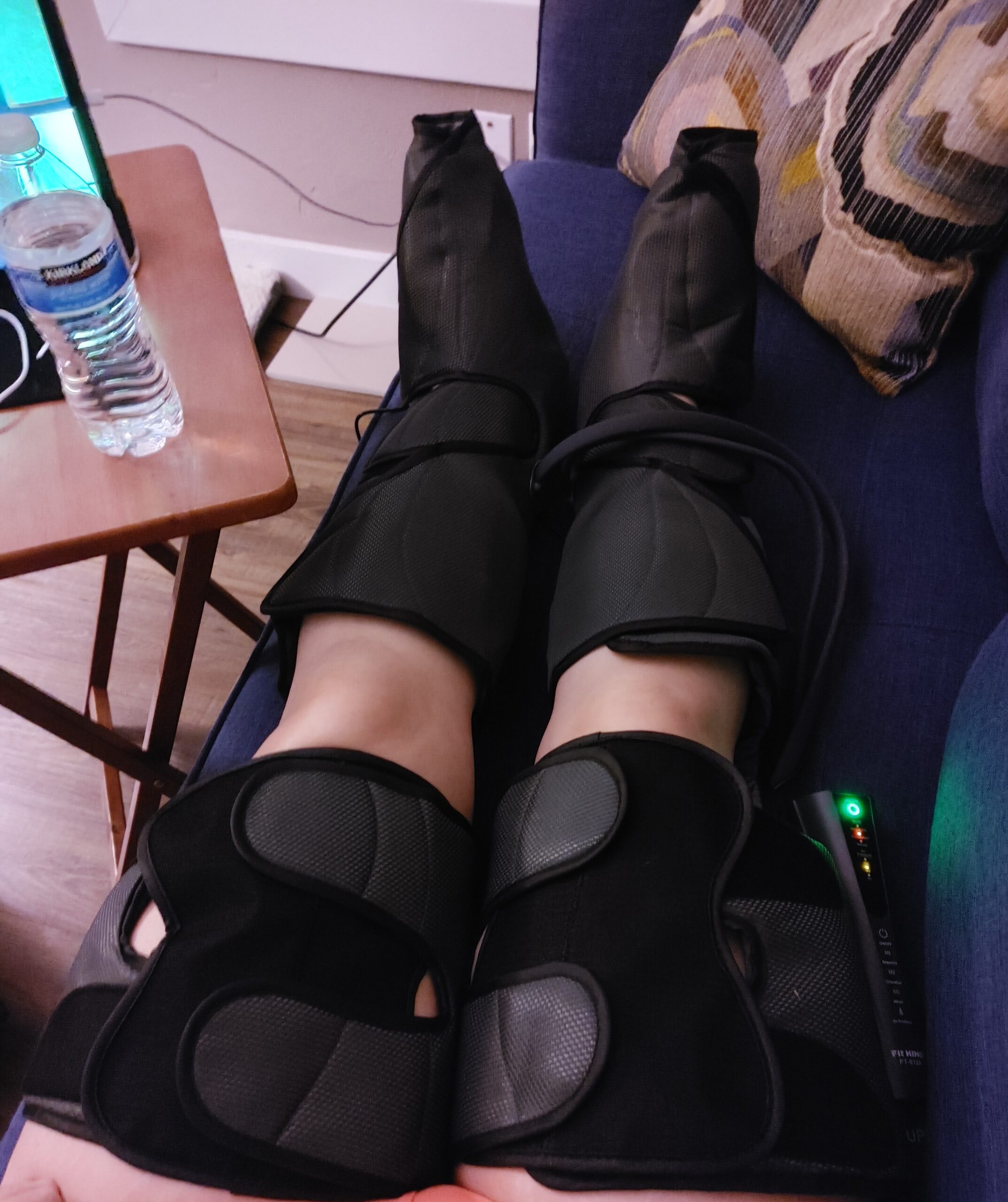 FIT KING Foot and Leg Massager for Circulation and Relaxation with Hand-held Controller customer photo 1