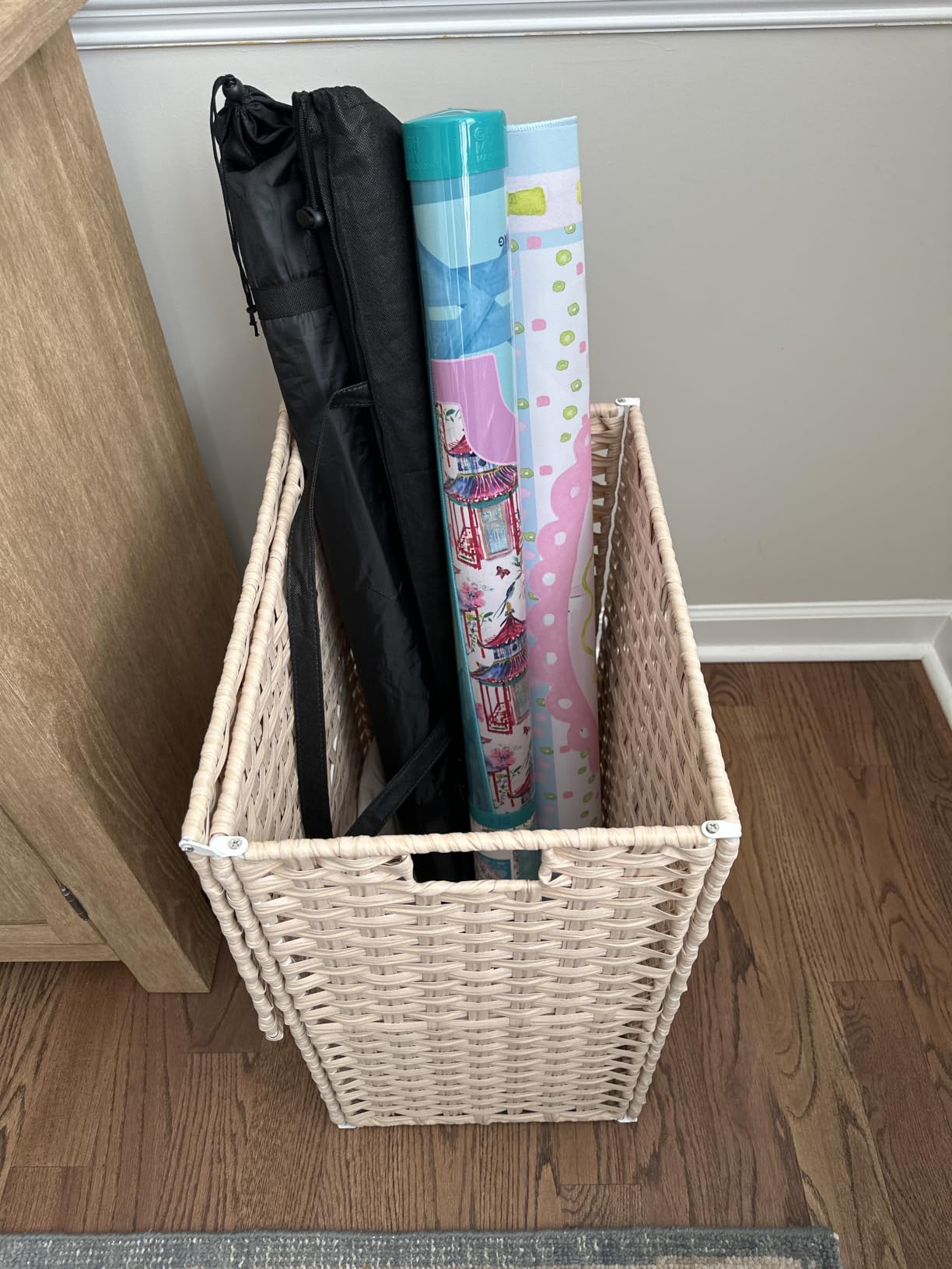 SONGMICS Laundry Hamper with Lid, 23.8 Gallon (90 L) Synthetic Rattan Clothes Laundry Basket with Lid and Handles, Foldable, Removable Liner, Goose Yellow ULCB51NL customer photo 2