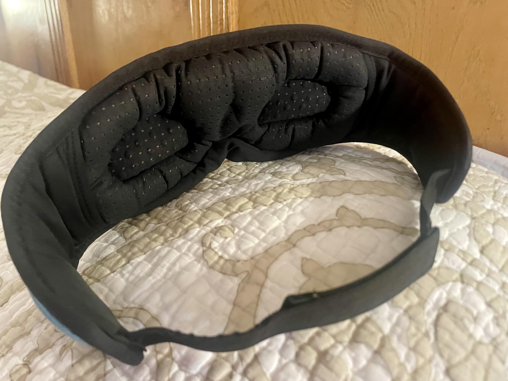 MUSICOZY Sleep Headphones, Bluetooth 5.4 Sleep Mask Headband Headphones Sleeping Eye Mask, Wireless Music Earbuds Earphones with HD Stereo Speakers for Side Sleepers, Cool Gadgets Unique Gift customer photo 1