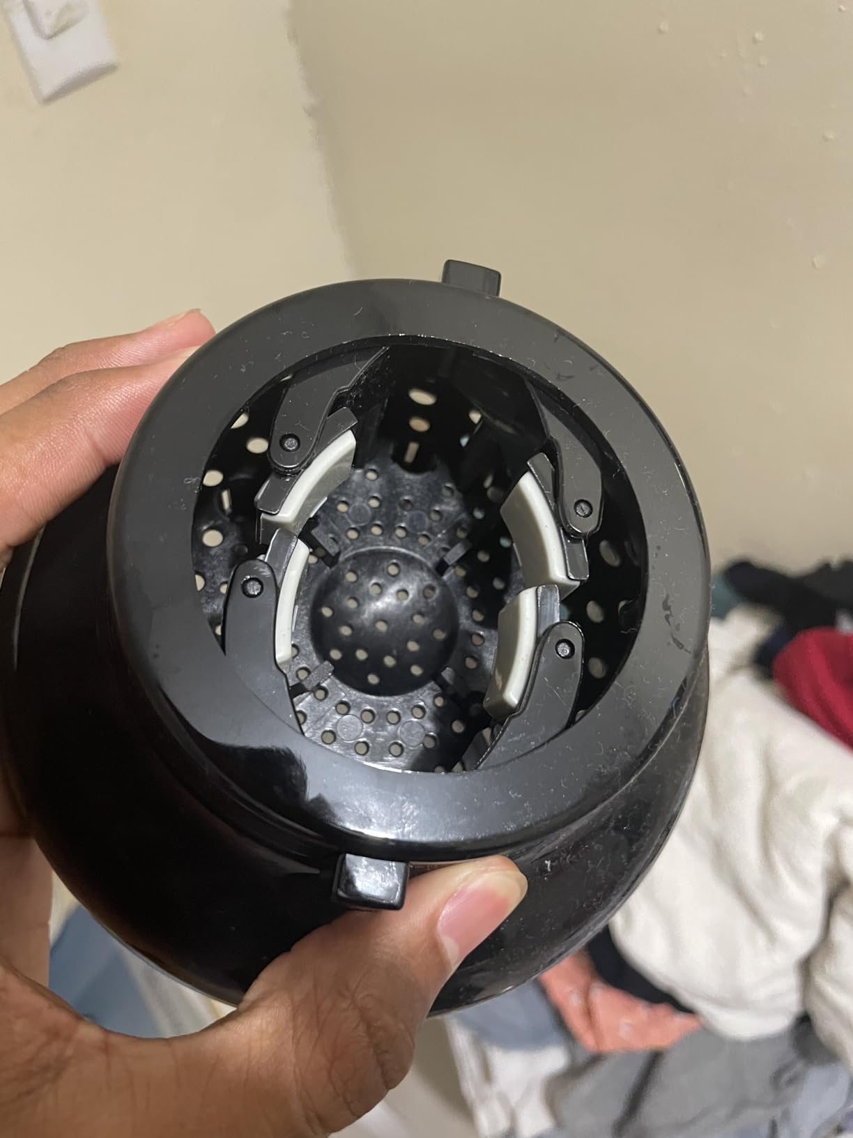 Universal Hair Diffuser Super Sturdy 1.7 Inch to 2.6 Inch for Natural Curly and Wavy Hair, Hair Dryer Attachment (Black Matte) customer photo 1