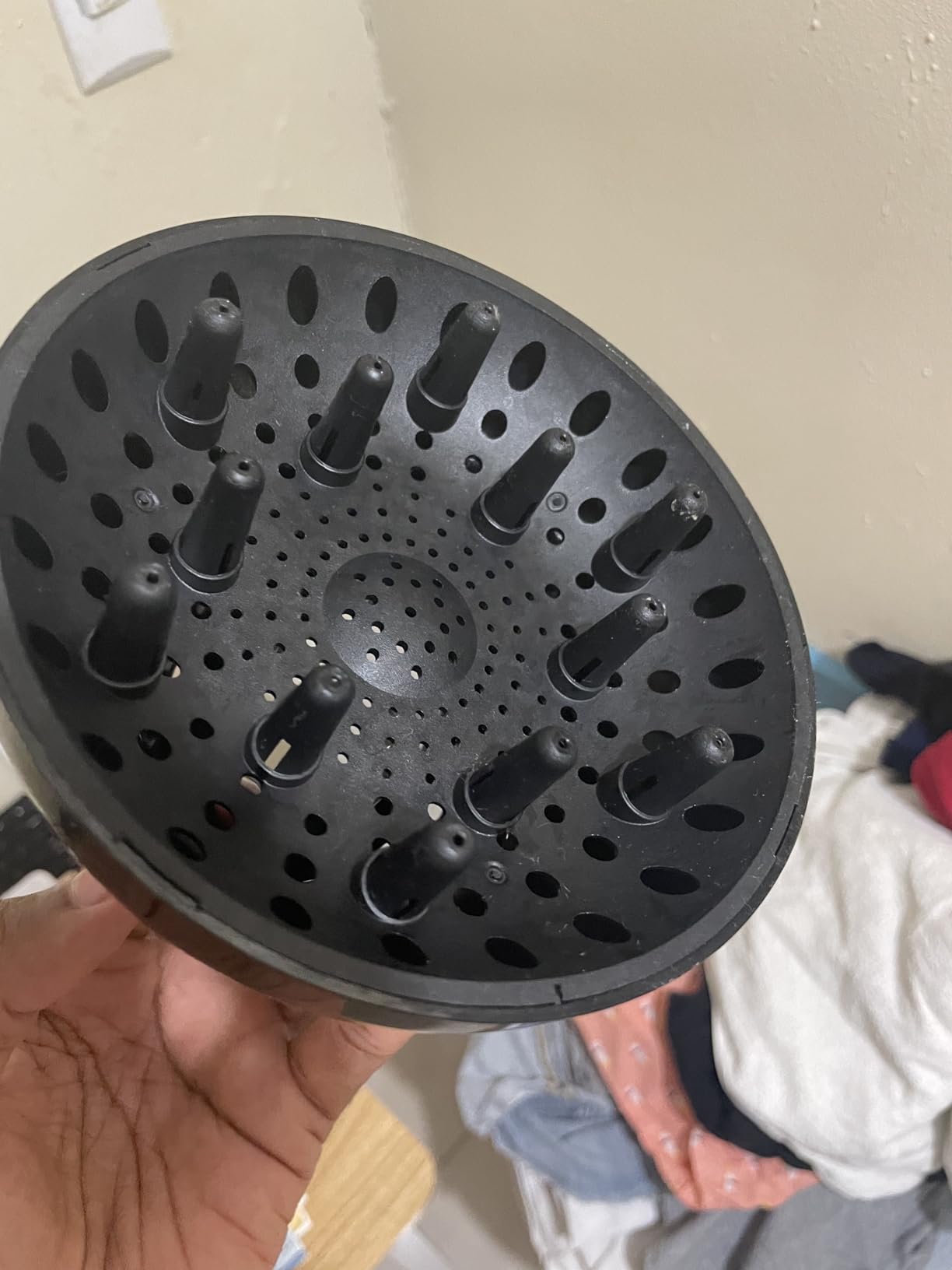 Universal Hair Diffuser Super Sturdy 1.7 Inch to 2.6 Inch for Natural Curly and Wavy Hair, Hair Dryer Attachment (Black Matte) customer photo 2