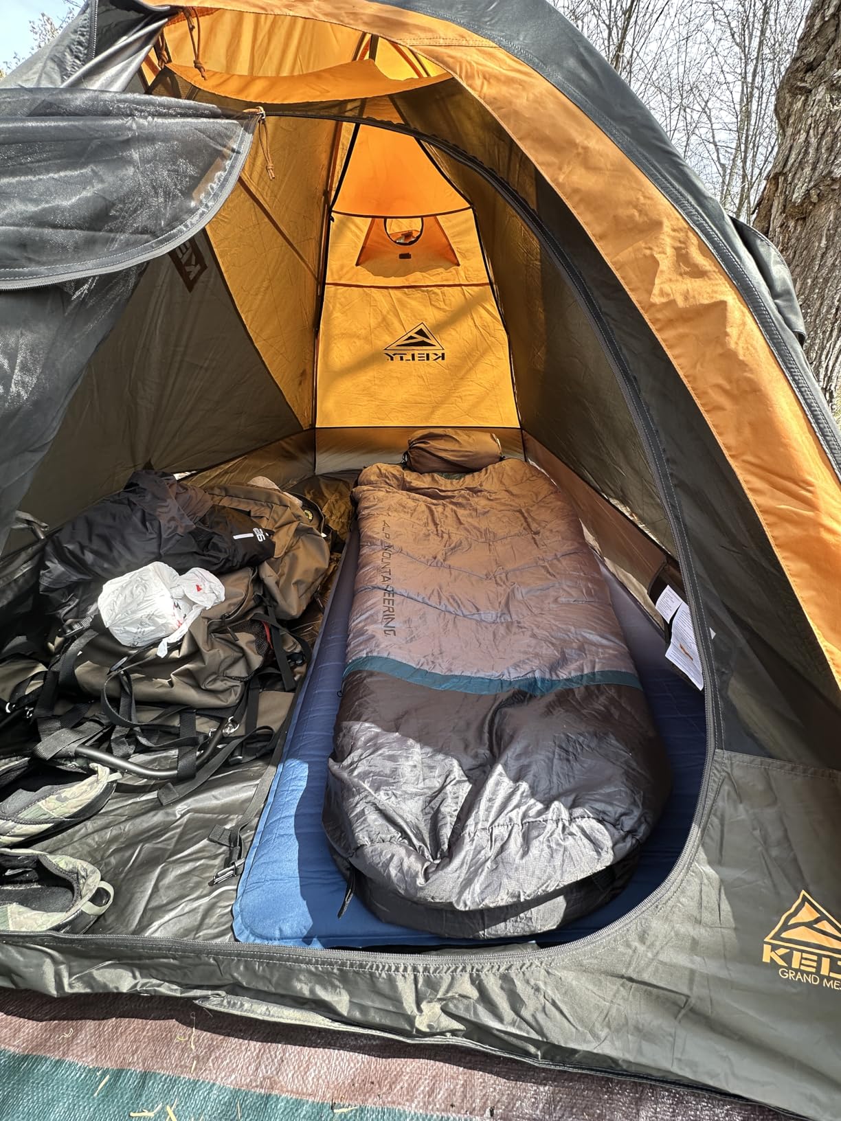 Kelty Grand Mesa 2P or 4P Backpacking Tent - 3 Season Camping, Thru Hiking Shelter, Aluminum Pole Frame, Single Door + Vestibule Model customer photo 1
