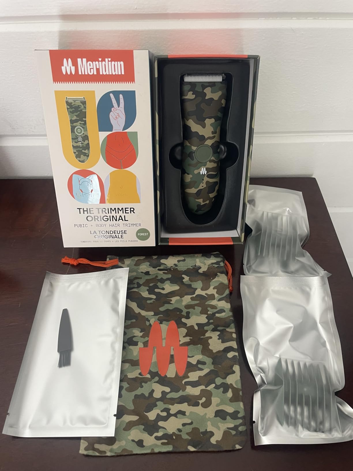 MERIDIAN The Trimmer Original | Body Hair Trimmer for Men & Women | Onyx | Rechargeable and Waterproof Shaver for Pubic Area, Chest, Back, Underarms and Bikini Line, with 2 Guide Combs Included customer photo 1