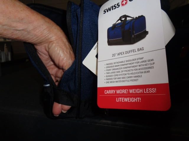 SwissGear Apex Duffle Bag with Bungee-Cord System customer photo 1