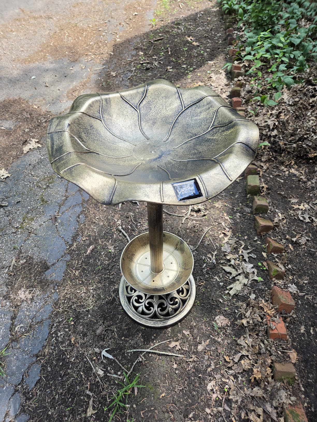 Best Choice Products Outdoor Solar Lighted Pedestal Bird Bath Fountain Decoration w/Planter, Integrated Panel, Scroll Accents for Lawn, Garden - Green customer photo 2