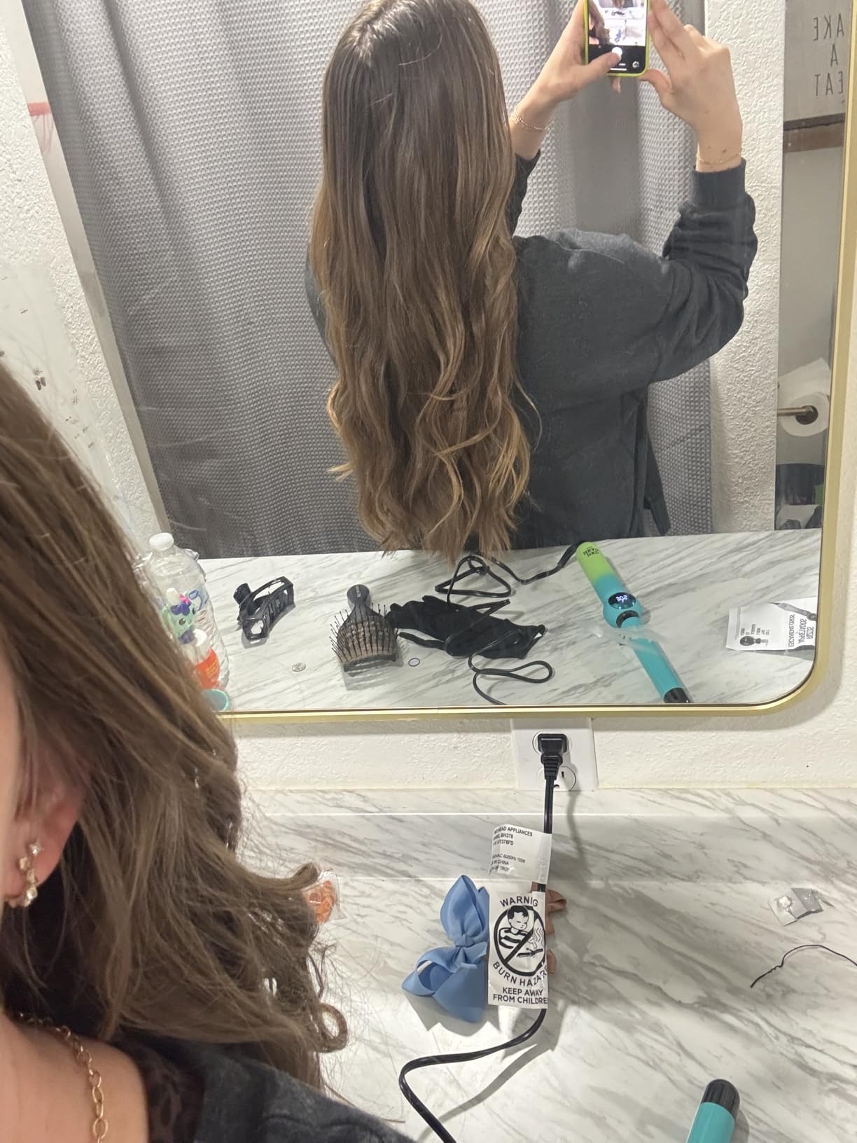 Bed Head Twirl Junkie Digital Curling Wand | Tight Curls and Waves, (1 in) customer photo 1