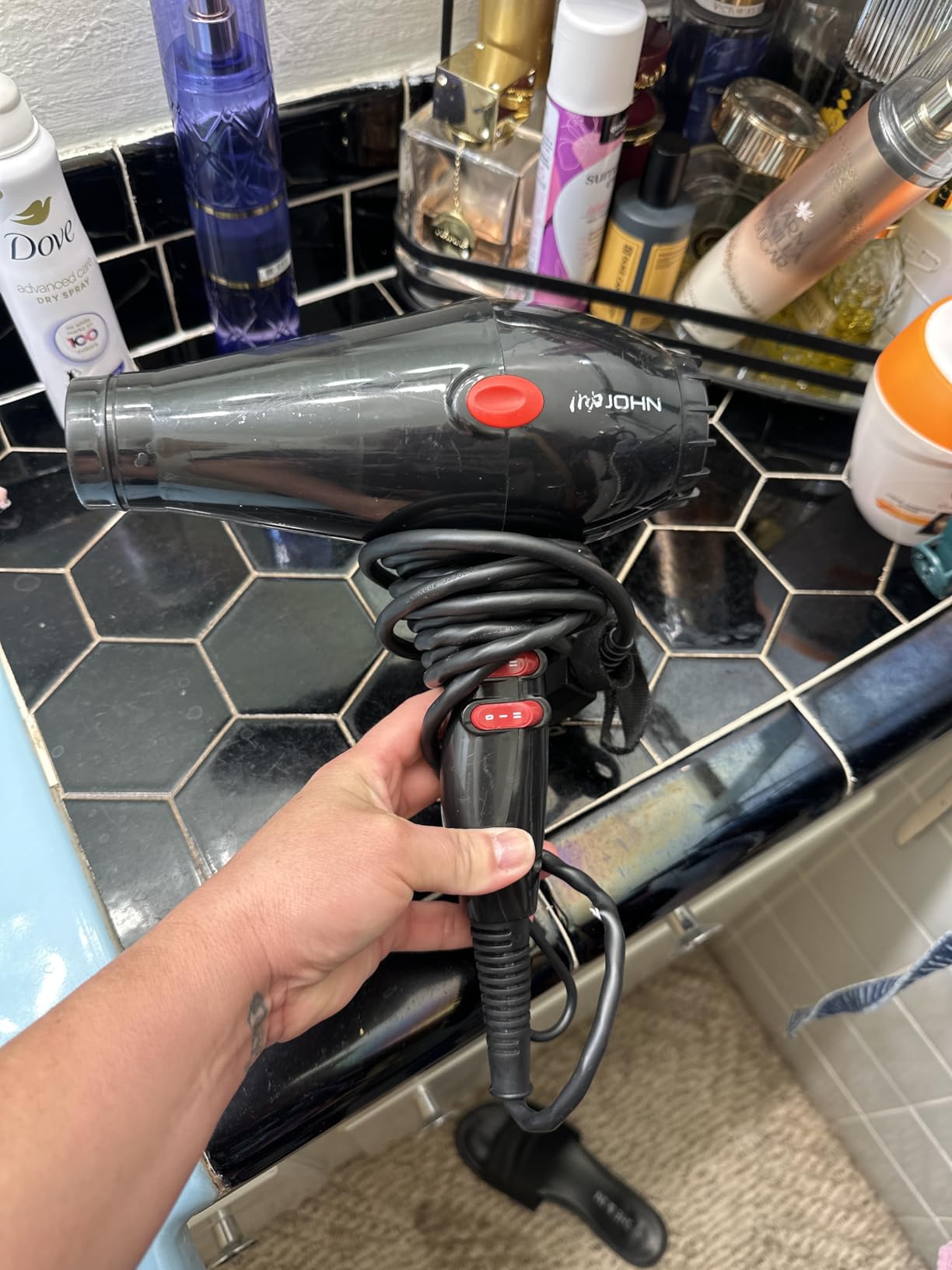 JOHN Hair Blow Dryer, Professional Salon Ionic 2200W, Blast Turbo 6900, Black | Salon Look Everyday | Fast Drying | More Shiny Less Frizz | 12 Month Warranty customer photo 2