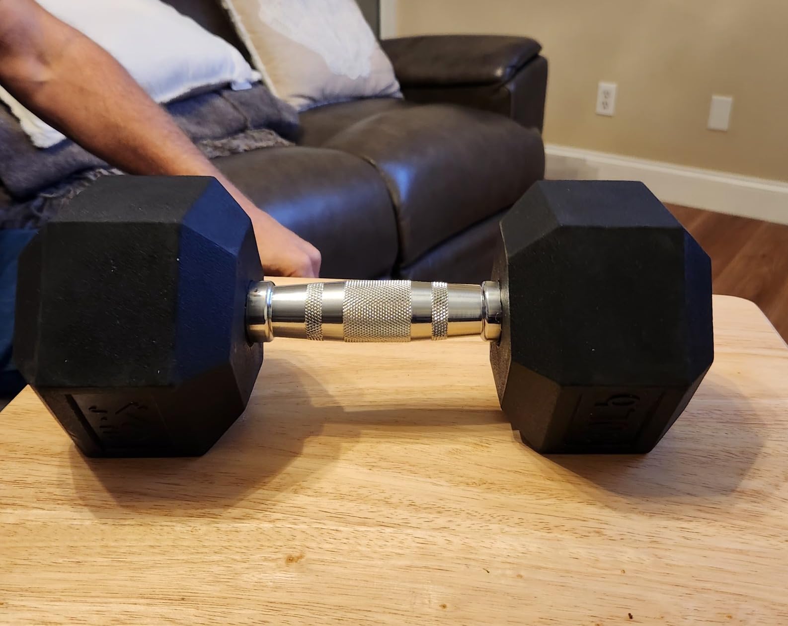 JFIT Rubber Hex Dumbbell Single, Knurled Grip Free Weight for Men & Women, Strength & Cardio Training Home Gym Workout customer photo 1