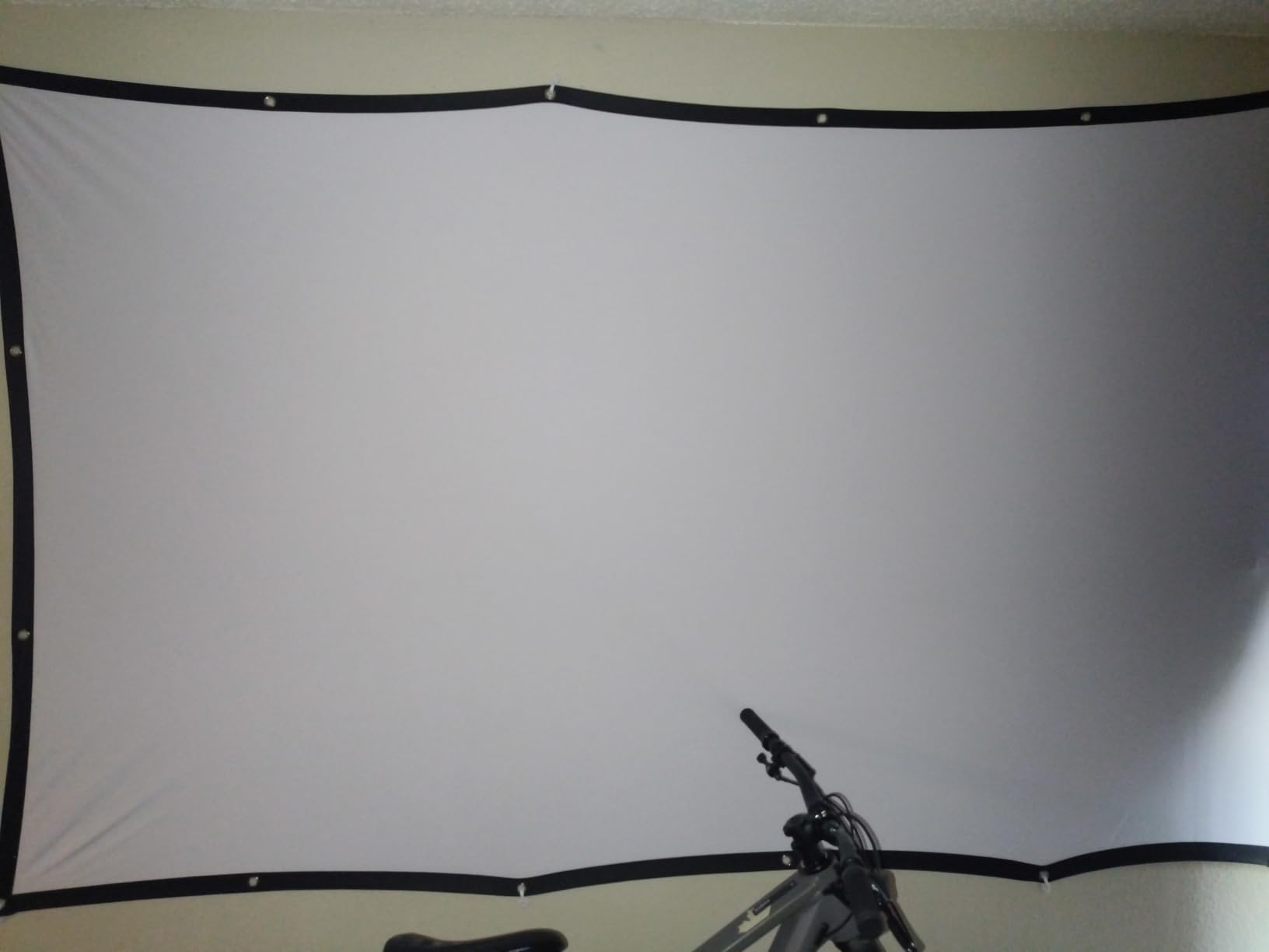 AAJK 150inch Outdoor Projector Screen Anti Crease Portable Movie Screen | Projector Screen Outdoor, Washable, 16:9, Foldable, Home Theater Outdoor Indoor, Support Double Sided Projection Screen customer photo 1