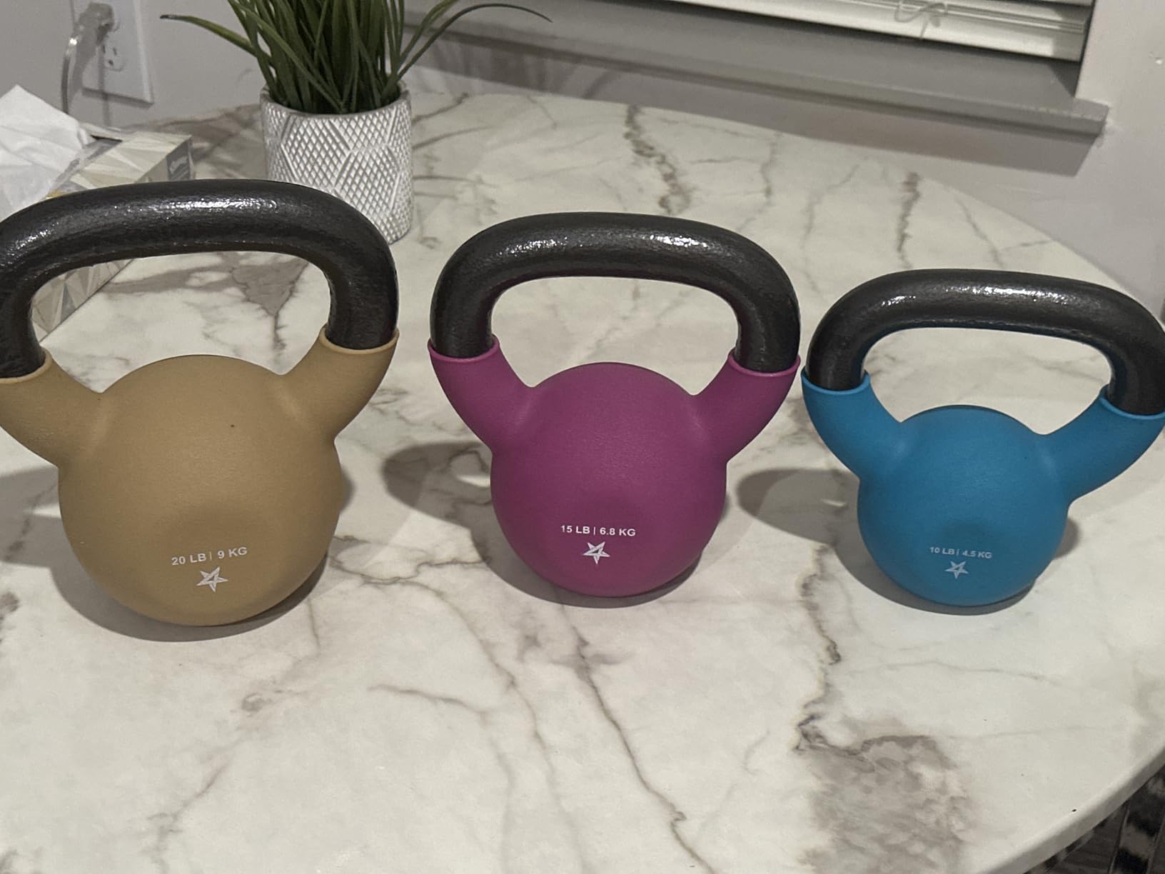 Yes4All Kettlebell, 5-65 LB Neoprene Coated Cast Iron Kettlebells, Wide Grip Handle & Flat Bottom for Swings, Squats, Deadlifts customer photo 1