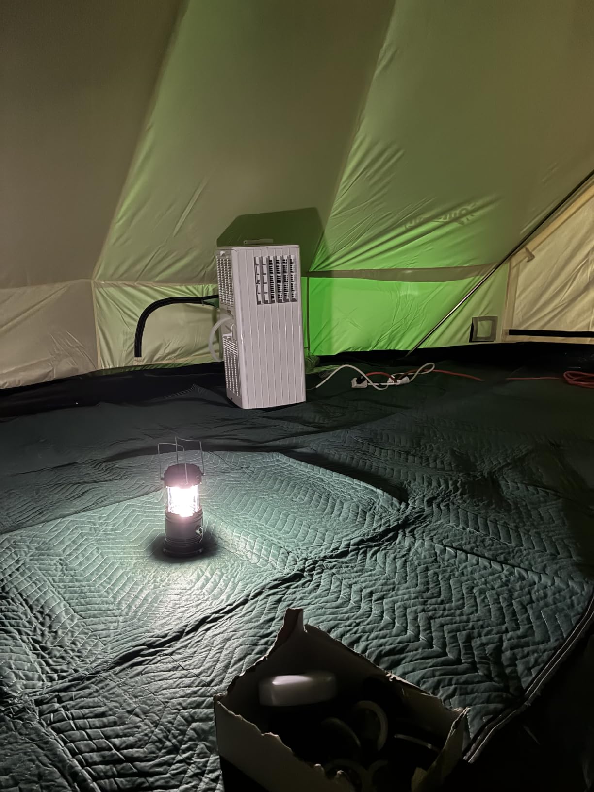 Collapsible Portable LED Camping Lantern XTAUTO Lightweight Waterproof Solar USB Rechargeable LED Flashlight Survival Kits for Indoor Outdoor Home Emergency Light Power Outages Hiking Hurricane 4-Pack customer photo 1
