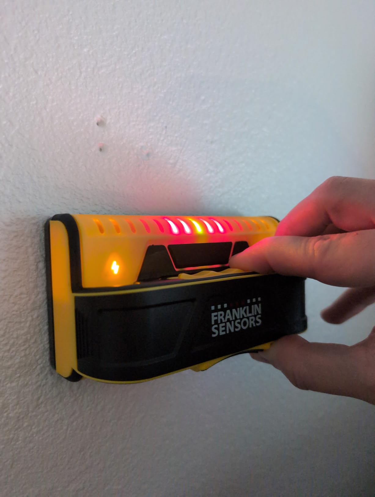 Franklin Sensors ProSensor M150/X990 Stud Finder with Live Wire Detection | 9-Sensor Wall Scanner, Wood and Metal Stud Detector, Made in the USA customer photo 1