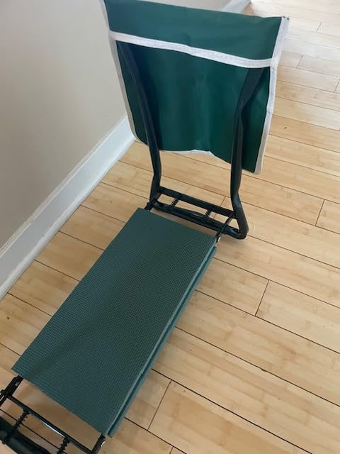 KVR Upgraded Garden Kneeler and Seat with Thicken & Widen Soft Kneeling Pad, Heavy Duty Foldable Gardener Stool with 2 Tool Pouches customer photo 1