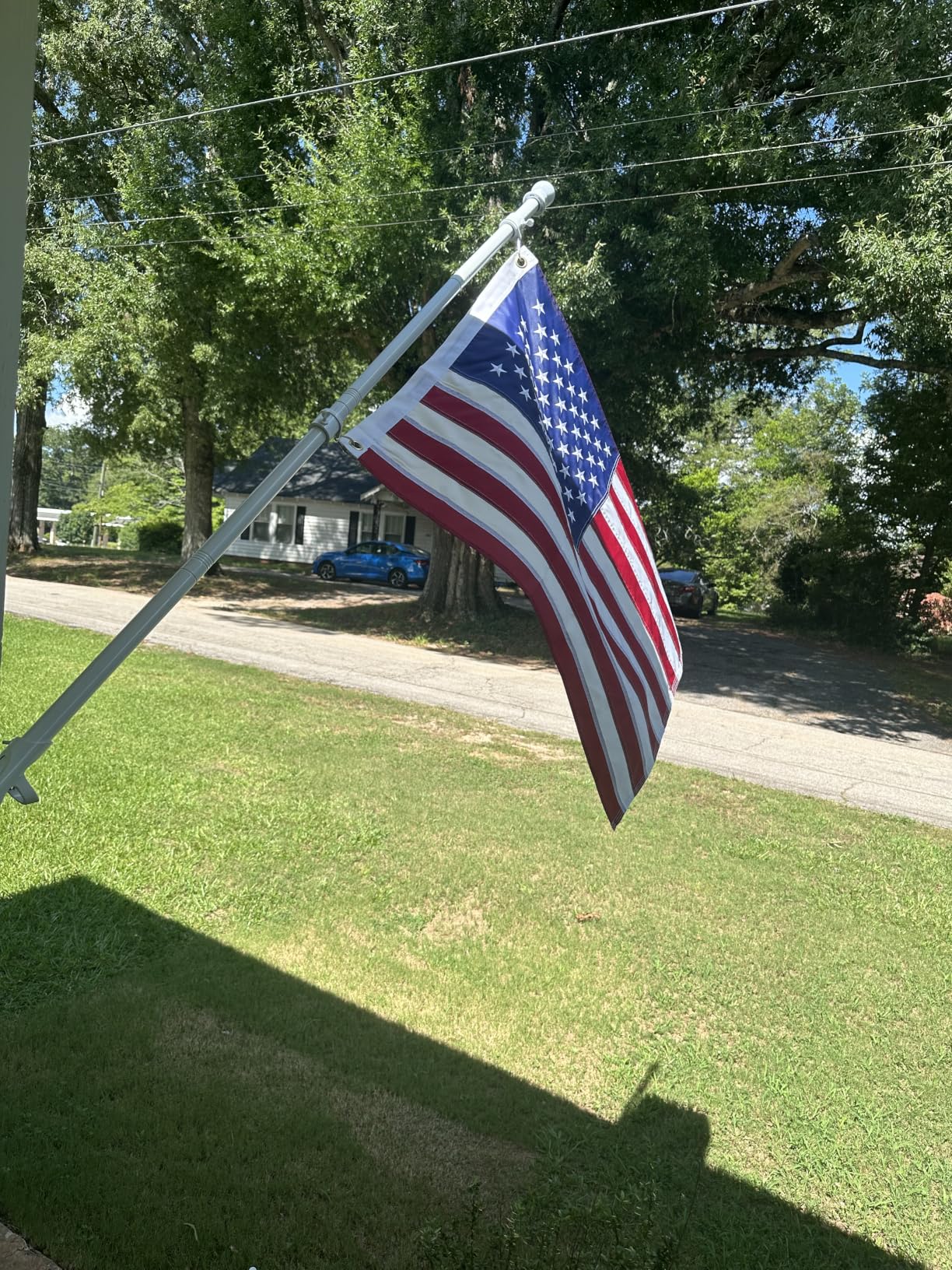 White Flag Pole for House with Holder Bracket, 5-6ft Tangle Free Flag Poles for Outside House, Heavy Duty House Flag Pole Kit for 3x5 American Flags, Metal Flagpoles Residential for Outdoor Porch Garage customer photo 1