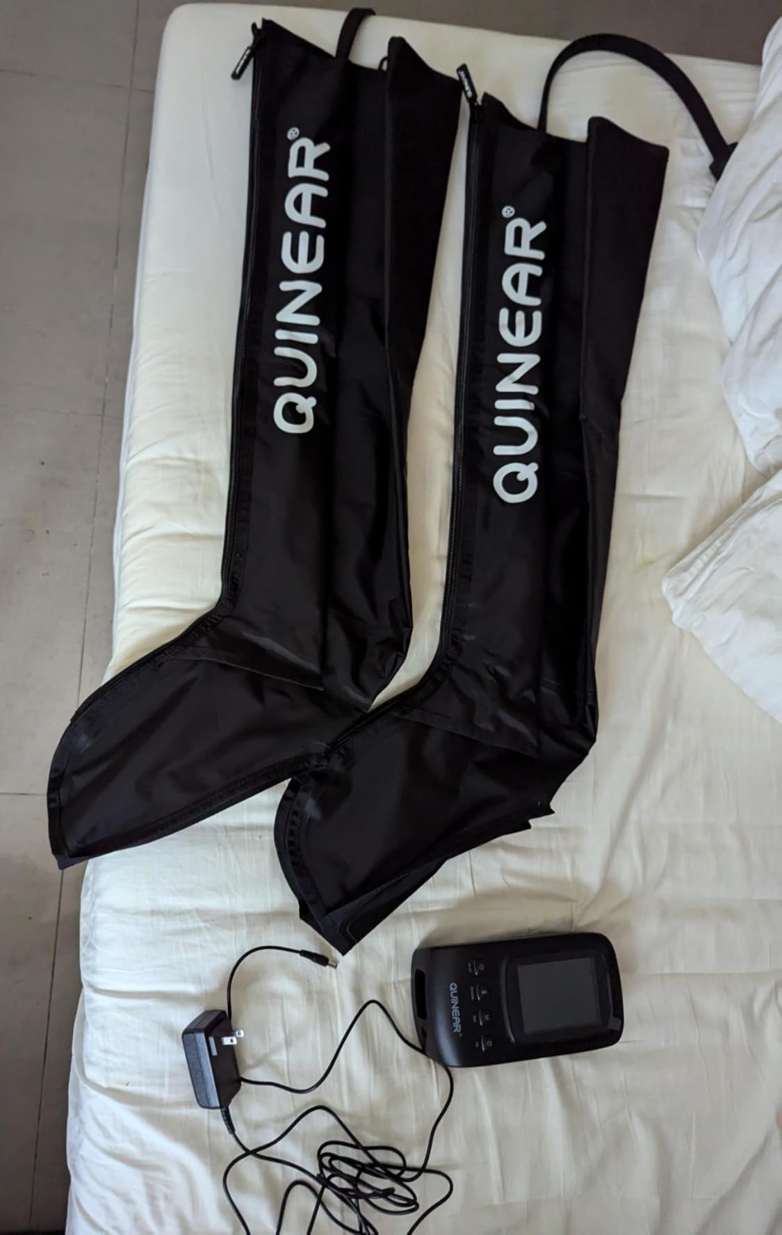 QUINEAR Leg Recovery Compression System for Athlete Post Workout, Professional Sequential Device for Massage Therapy, Foot and Leg Recovery Boots, Improve Circulation Reduce Muscle Soreness (Medium) customer photo 2