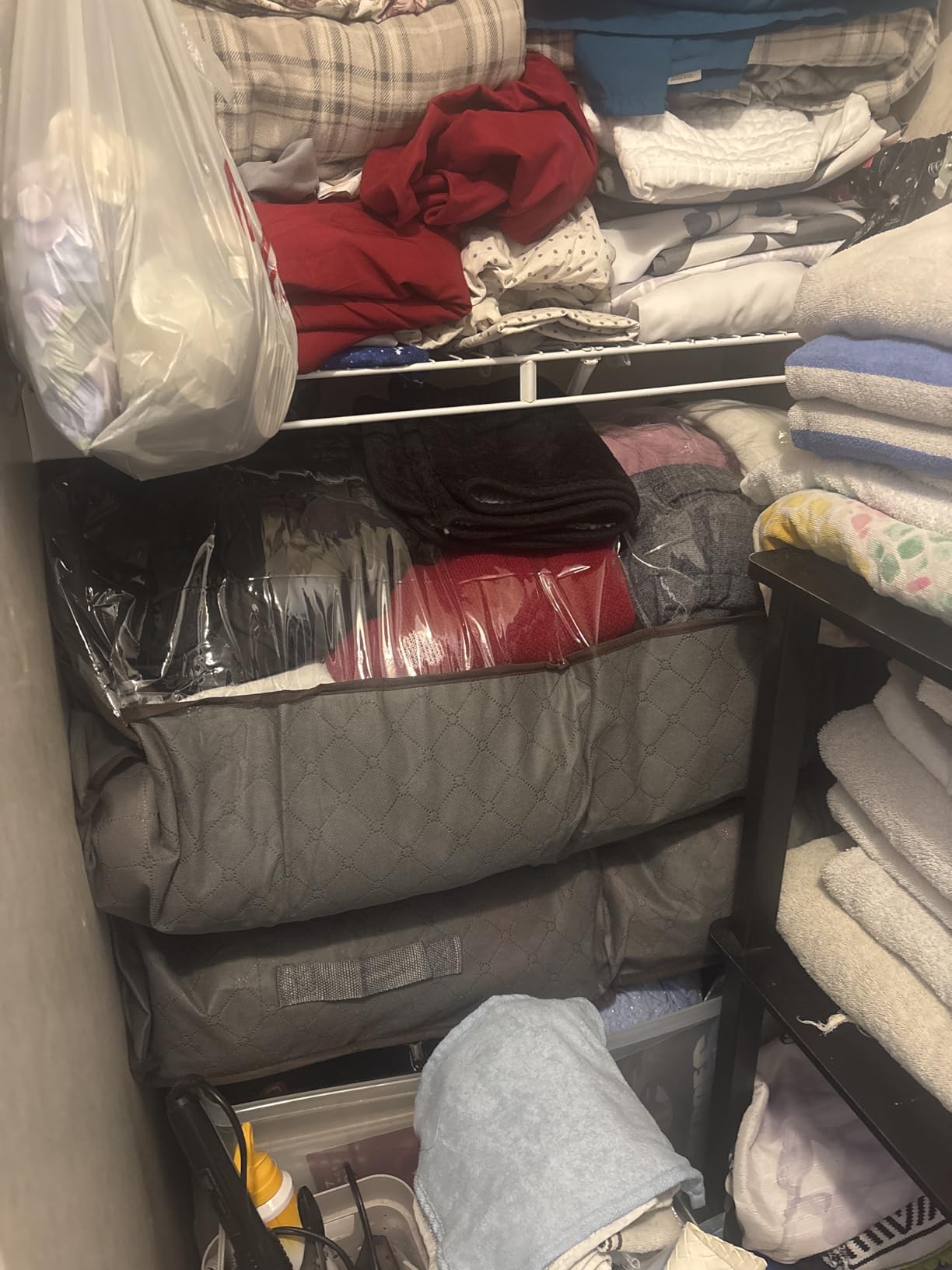 Budding Joy 90L Under Bed Storage Containers, Closet Organizers and Storage Bins, Foldable Underbed Storage Bags for Linen Sheets, Blanket, Clothing, Comforter, Sweaters, Pillows, Wrapping Paper, Grey customer photo 2