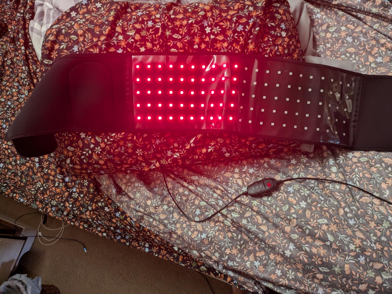 USUIE Red Light Therapy Belt, Infrared Light Therapy Wrap Red Light Therapy Device for Body with Timer for Women Men Gift customer photo 1