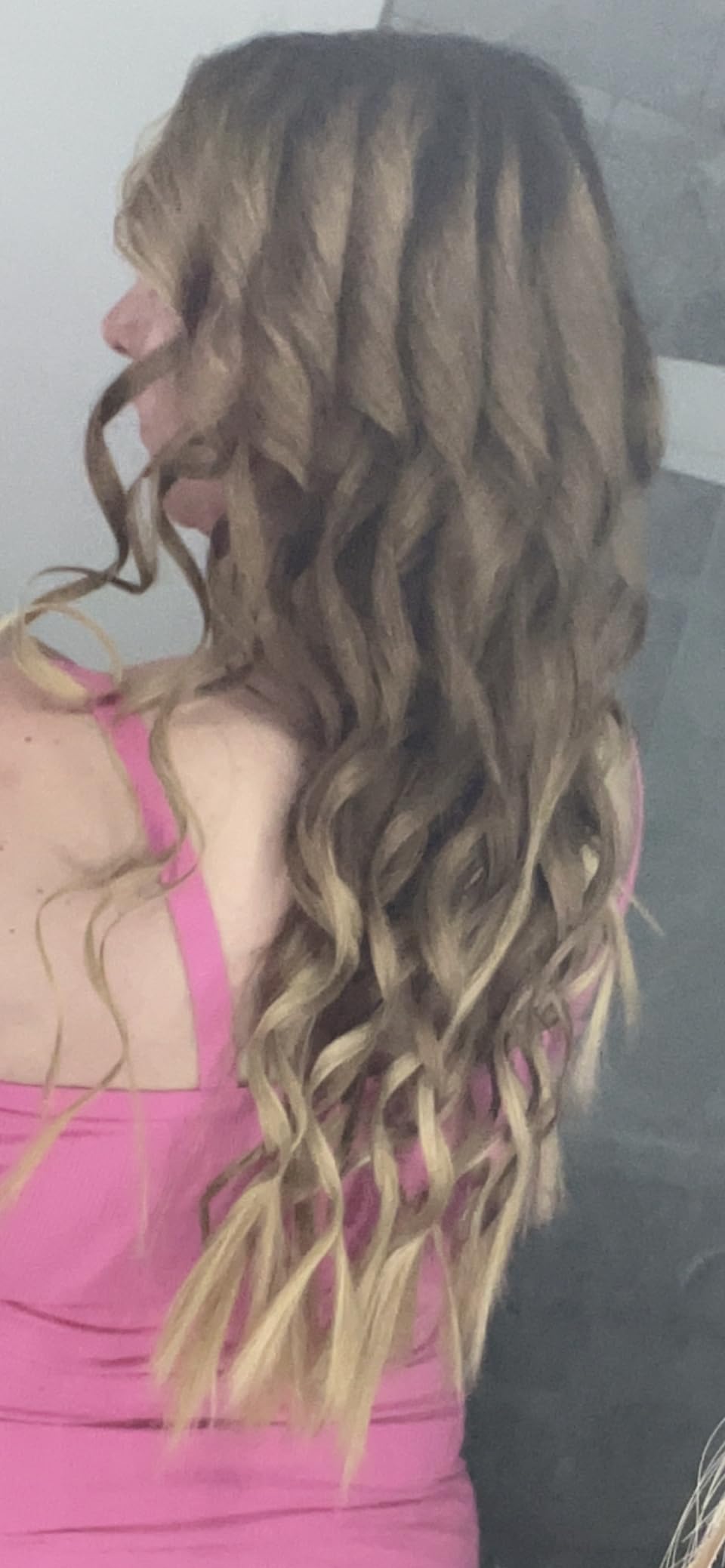 L'ANGE Hair Le Curl 25 MM Titanium Curling Wand | Professional 1 Inch Curling Iron for All Hair Types | Clip Free Hair Curler | Best Curling Wand for Tighter Curls & Beach Waves customer photo 2