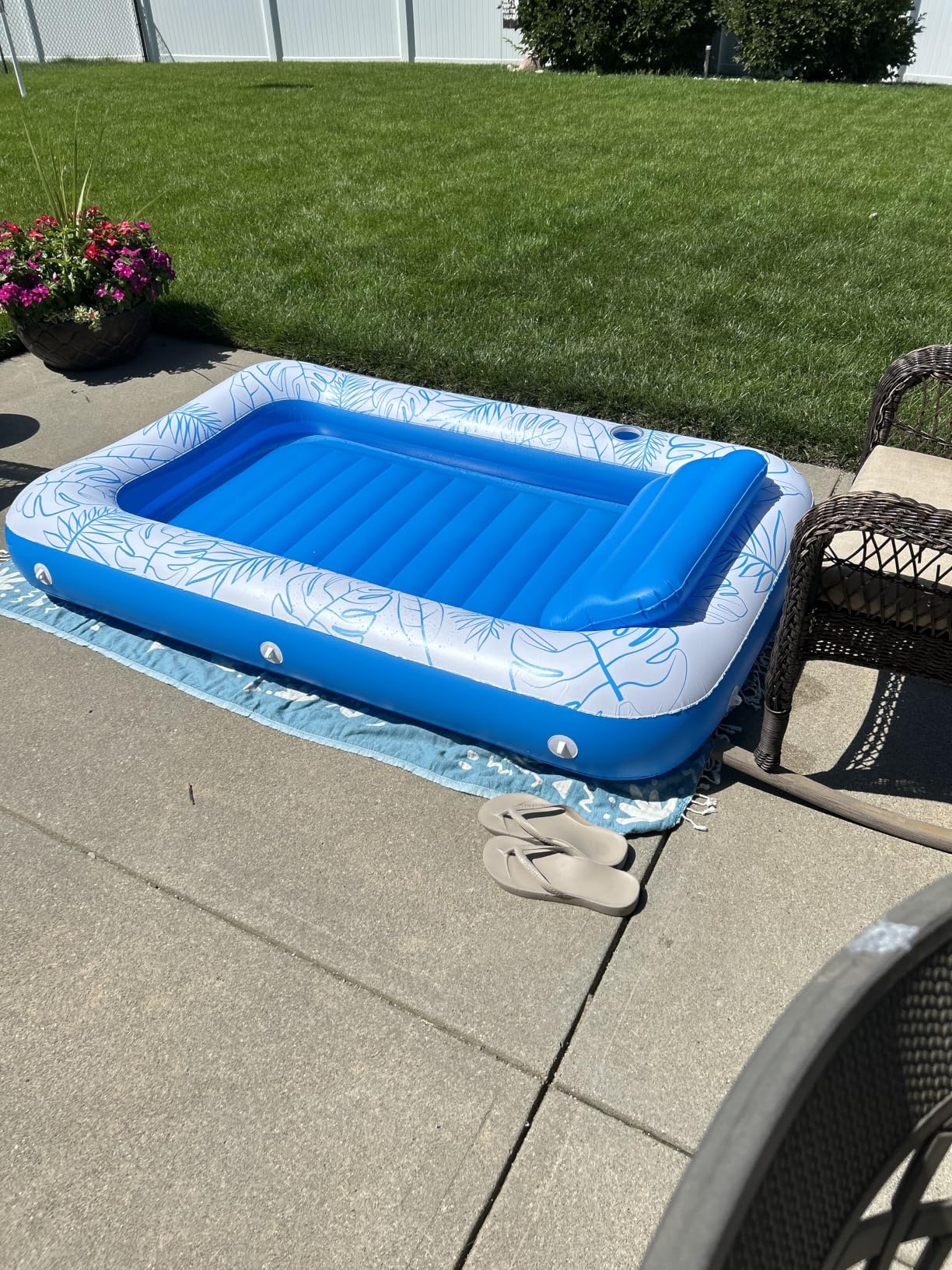 Inflatable Tanning Pool Lounger Float - Jasonwell 4 in 1 Sun Tan Tub Sunbathing Pool Lounge Raft Floatie Toys Water Filled Tanning Bed Mat Pad for Adult Blow Up Kiddie Pools Kids Ball Pit (MG,L) customer photo 1