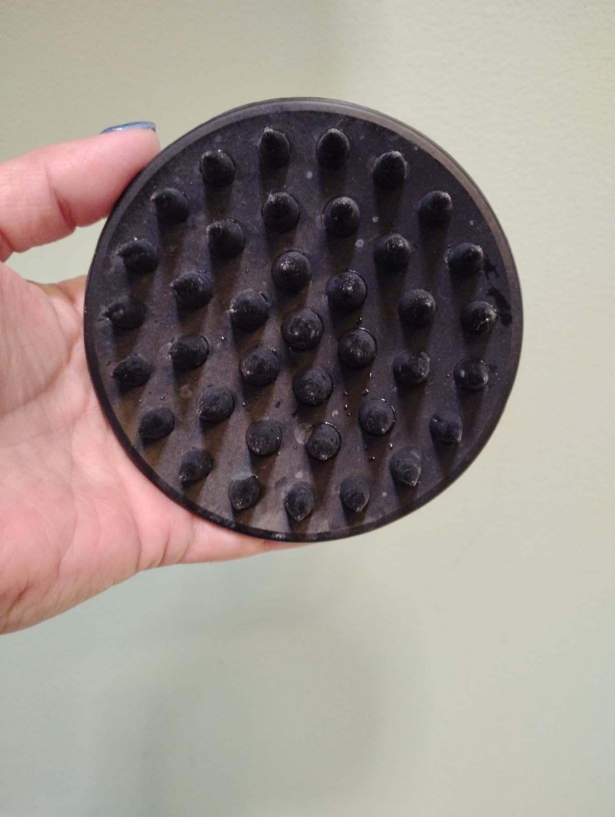 Meartchy Silicone Scalp Massager Shampoo Brush, Scalp Brush for Hair Growth & Dandruff Removal, Hair Scrubber Scalp Stimulator Exfoliator Brush with Soft Bristles for Wet Dry Scalp Care (Black) customer photo 1