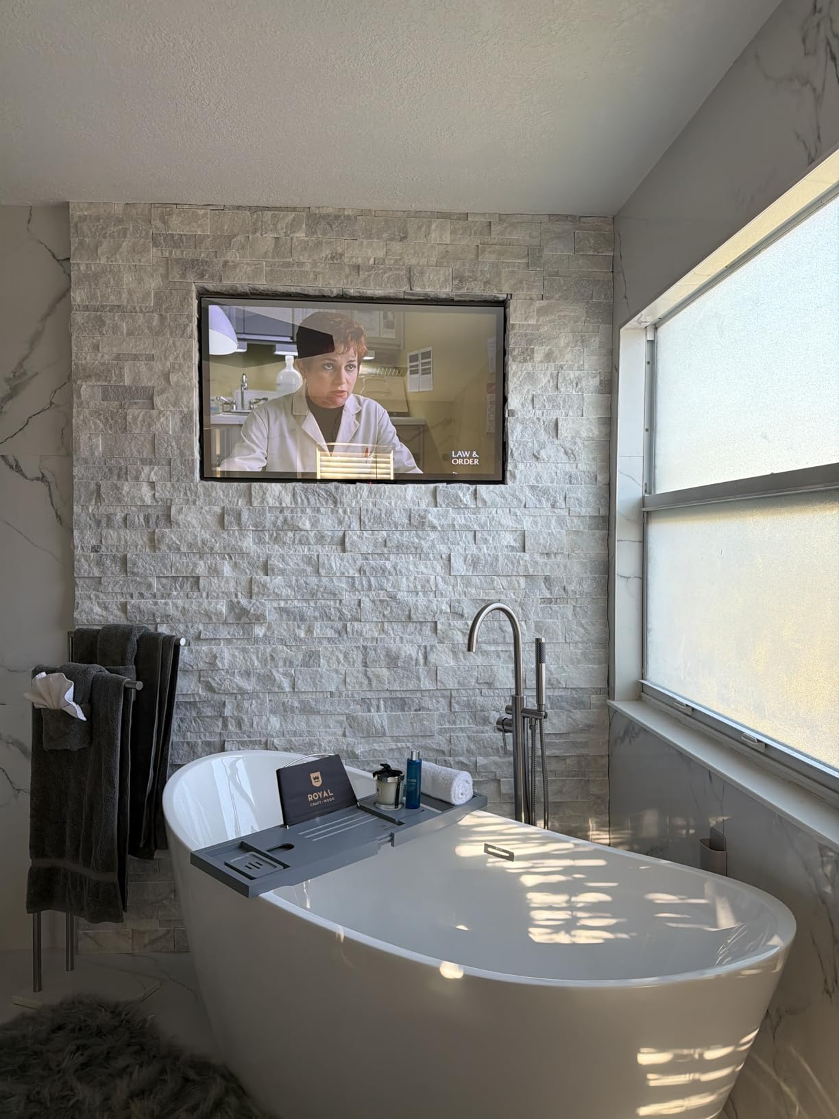 43 inch 4K UHD Smart Mirror TV for Bathroom Waterproof ATSC Tuner, Dolby Atmos, Built-in Alexa, Wi-Fi & Bluetooth for Hotel/Kitchen 2026 Model SS550U22-43 customer photo 1