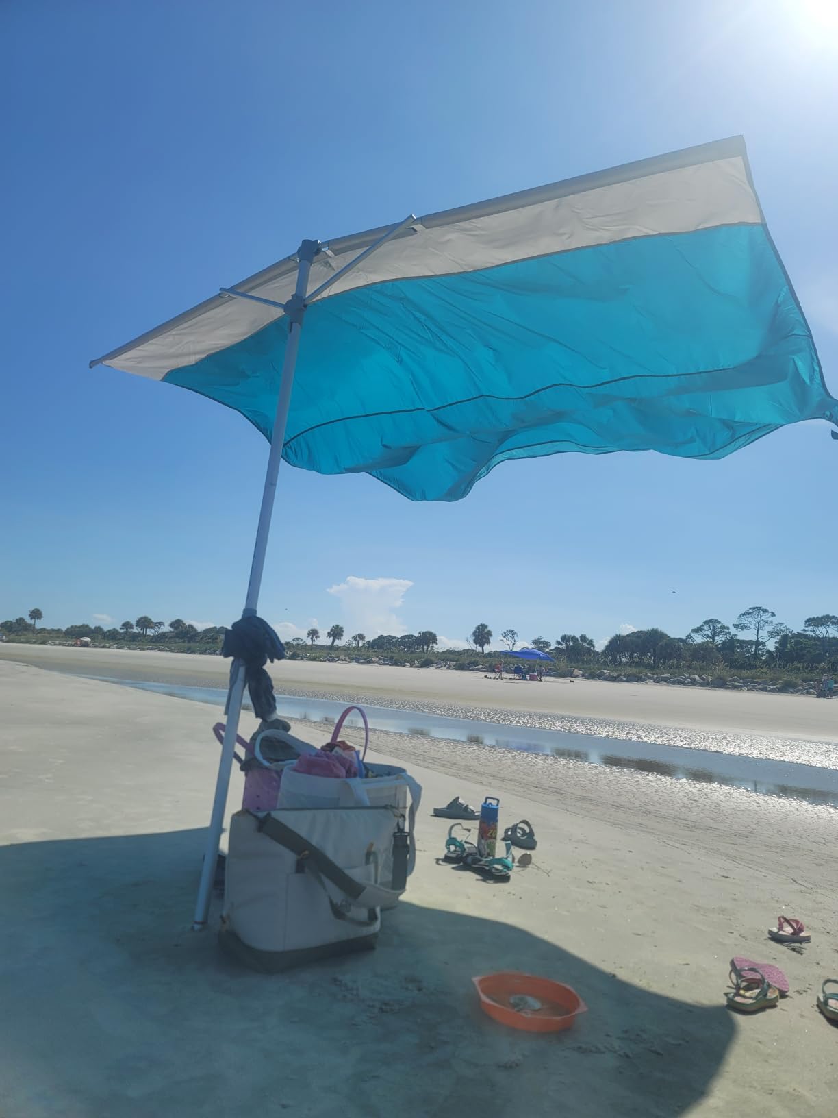Solbello Shade - The Ultimate Wind-Driven Beach Umbrella, Effortless to Set Up, Lightweight, Won't Blow down the Beach, UPF 50+ Sun Protection customer photo 1