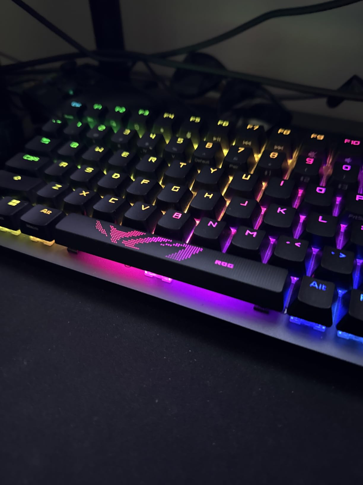 ASUS ROG Strix Scope II 96 Wireless Mechanical Gaming Keyboard - 96% Full-Size, Tri-Mode Connectivity, Hot Swappable Pre-lubed ROG NX Snow Linear Switches, PBT Keycaps, RGB, PC/Mac Support - Black customer photo 1