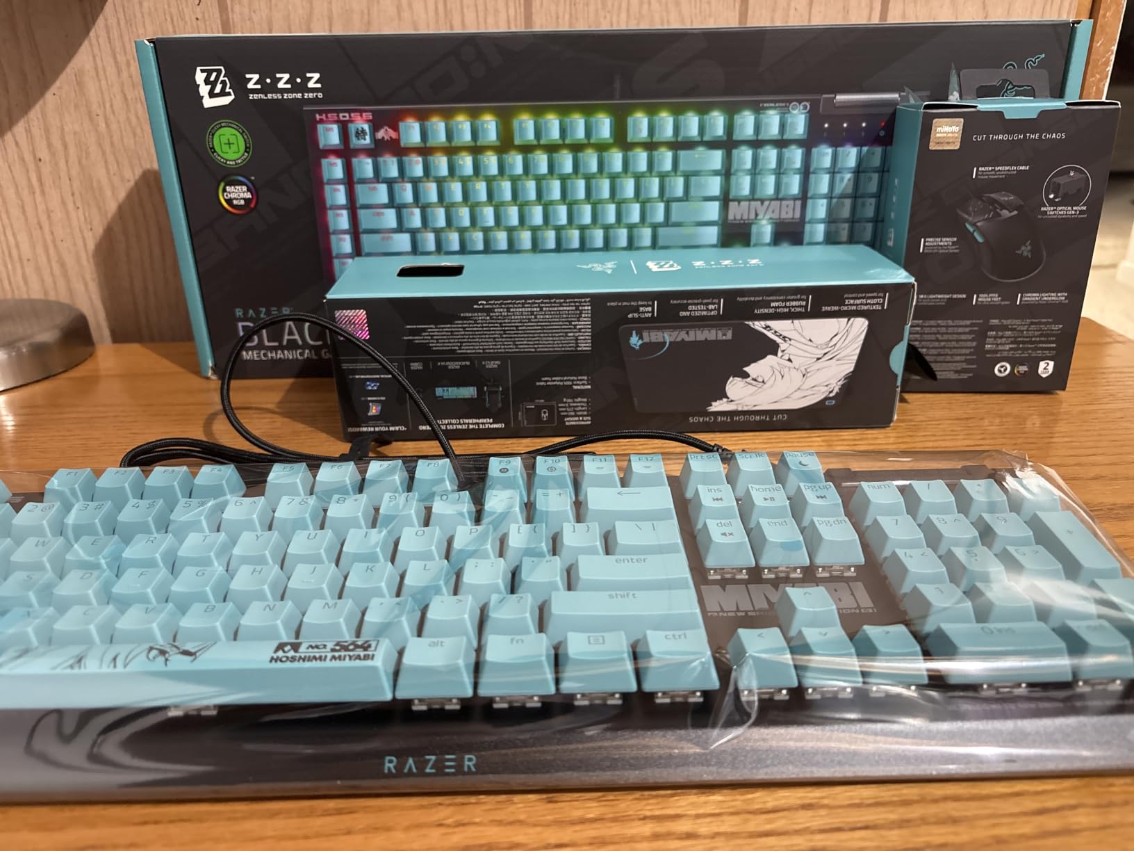 Razer BlackWidow V4 X Mechanical Gaming Keyboard, Yellow Switches, Black | Linear & Silent Switches, 6 Dedicated Macro Keys, Chroma RGB, Doubleshot ABS Keycaps, Roller & Media Controls, Snap Tap customer photo 2