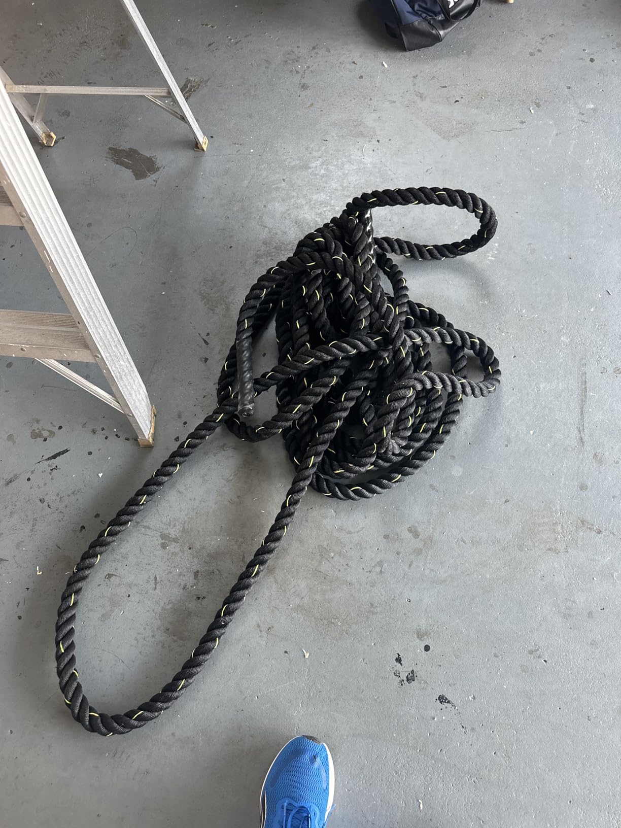 Fitvids Battle Rope 1.5Inch 2 Inch Diameter Poly Dacron 30 FT, 40 FT, 50 FT Length, Heavy Ropes for Home Gym and Workout customer photo 1