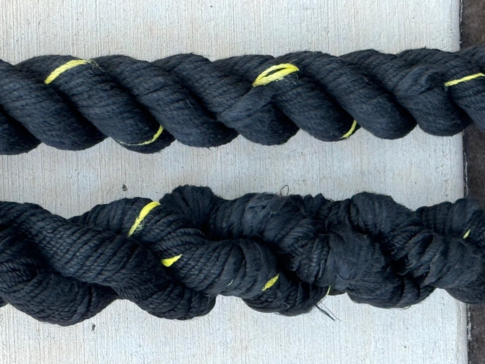 Fitvids Battle Rope 1.5Inch 2 Inch Diameter Poly Dacron 30 FT, 40 FT, 50 FT Length, Heavy Ropes for Home Gym and Workout customer photo 2