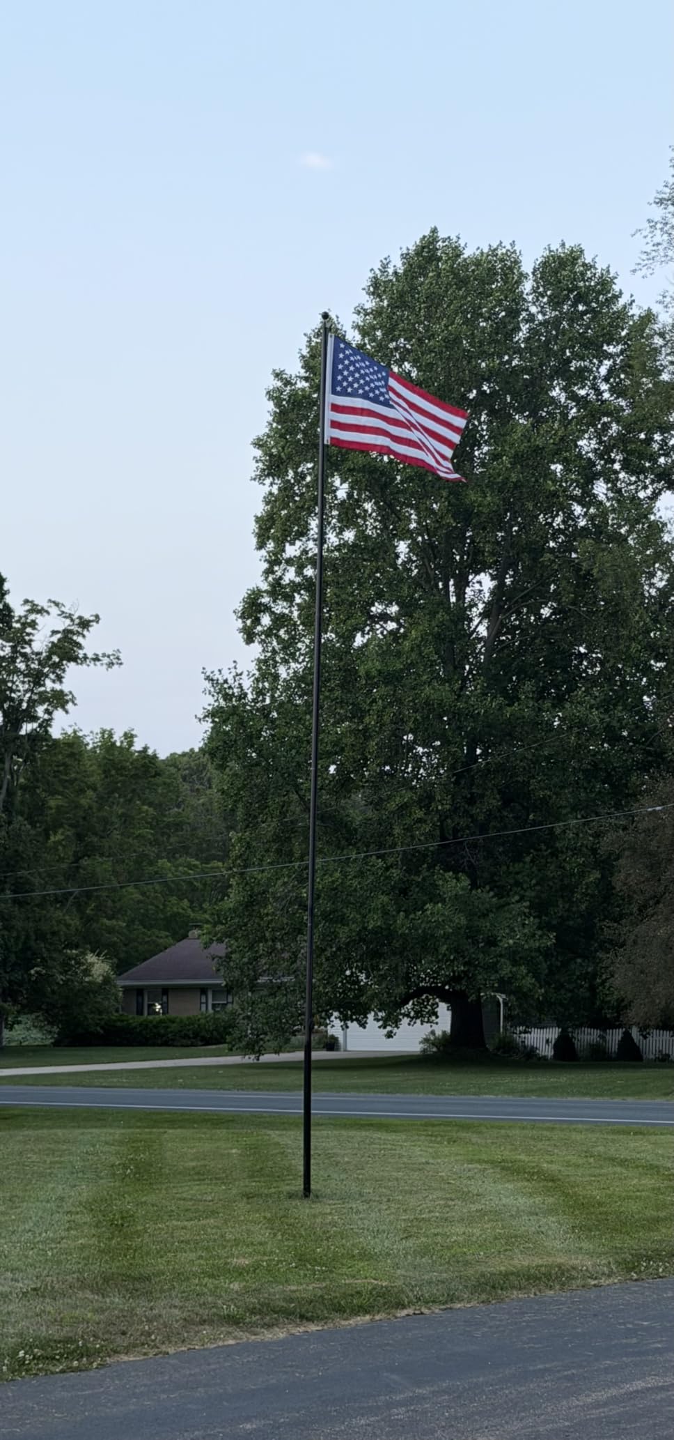 Heavy Duty 25 FT Flag Pole for Outside House, Unbending 100MPH Wind Test | 12Gauge 95HBW Hard Aerospace Aluminum, In-Ground Flagpole Kit customer photo 2
