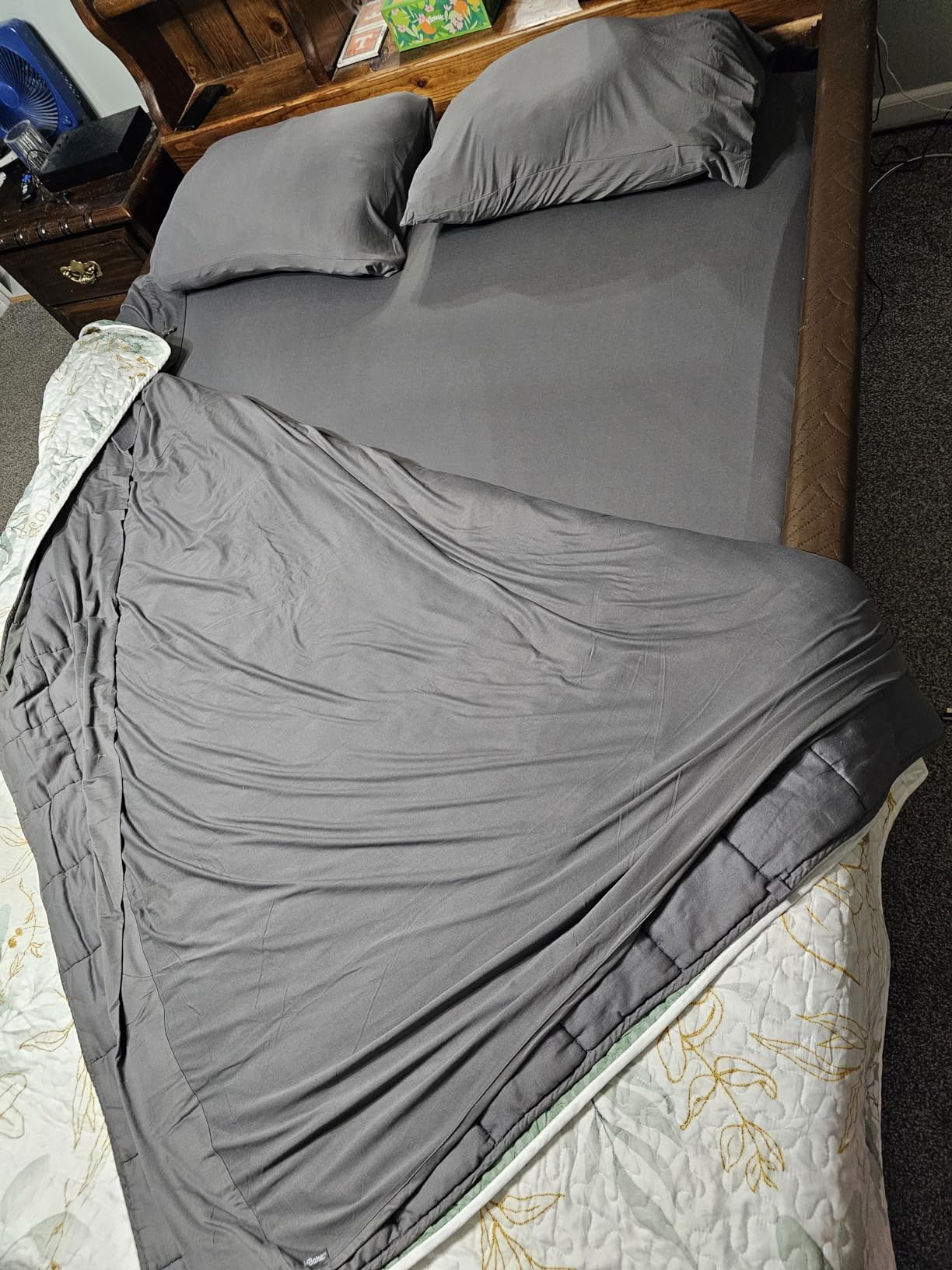 Bare Home Cooling Performance Jersey Knit Stretch Sheet Set (King, Black) | Cooling Performance Jersey Knit Stretch, Moisture-Wicking & Breathable, 4-Way Stretch, Envelope Pillowcases customer photo 1