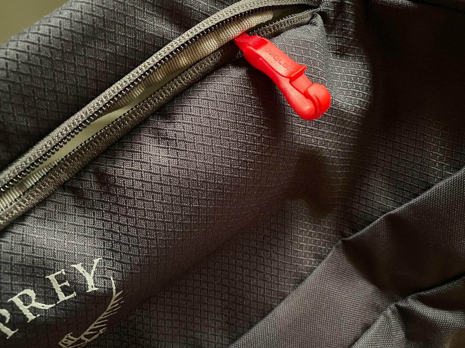 Osprey Daylite Duffel Backpack - Convertible Everyday Duffel Bag for Gym, Commute, and Travel customer photo 2