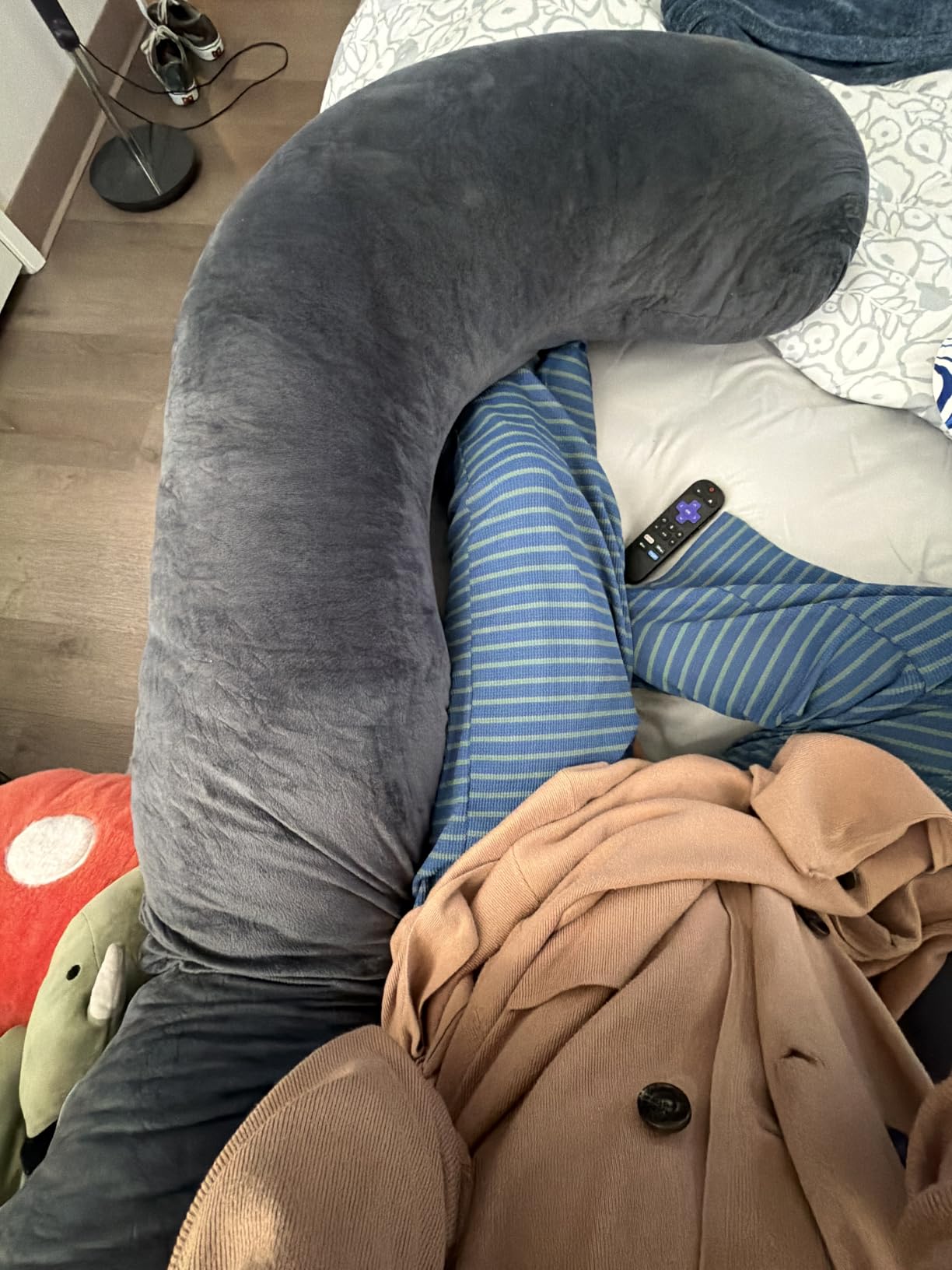 ALLOPERA 57 Inch Pregnancy Pillow for Sleeping, Full Body Support Pillow with Removable Washable Cover for Maternity Comfort, Black Grey Velvet Cover customer photo 2