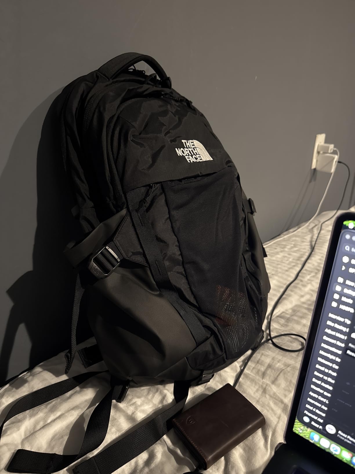 The North Face Recon Everyday Laptop Backpack - Daypack, Water Repellent, Laptop Sleeve, 2 Water Bottle Pockets, Timber Tan, One Size customer photo 1