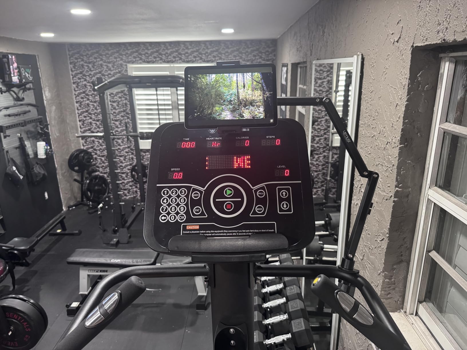 Signature Fitness Continuous Climber Commercial Grade Stair Stepping Machine for Cardio and Lower Body Workouts customer photo 2