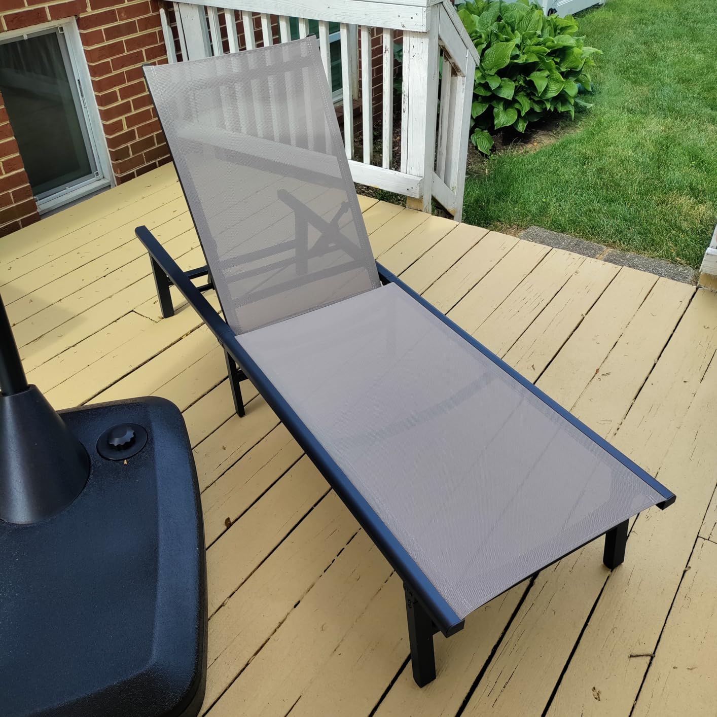 Aluminum Chaise Lounge Outdoor - Foldable & Assemble Free Outdoor Lounge Chair with 5 Adjustable Backrest, Patio Lounge Chair for Outside Poolside Beach Pool, Grey customer photo 1