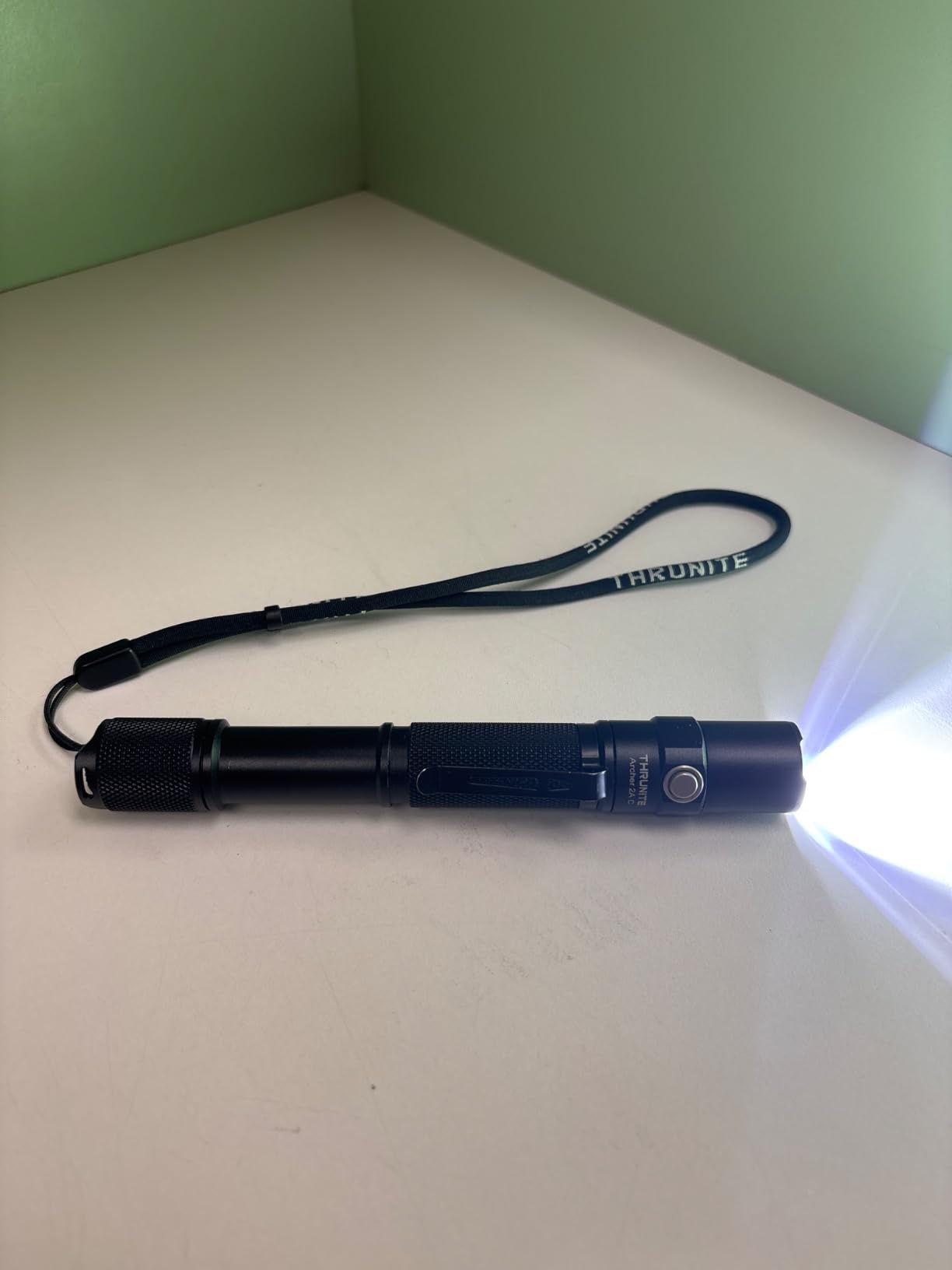 Archer 2A C LED Rechargeable Flashlight, High 1000 Lumens AA Flashlight with USB-C, Dual Switch Bright Flashlights for Power Outage, Home Emergency, Camping, IPX8 Waterproof - Cool White customer photo 1