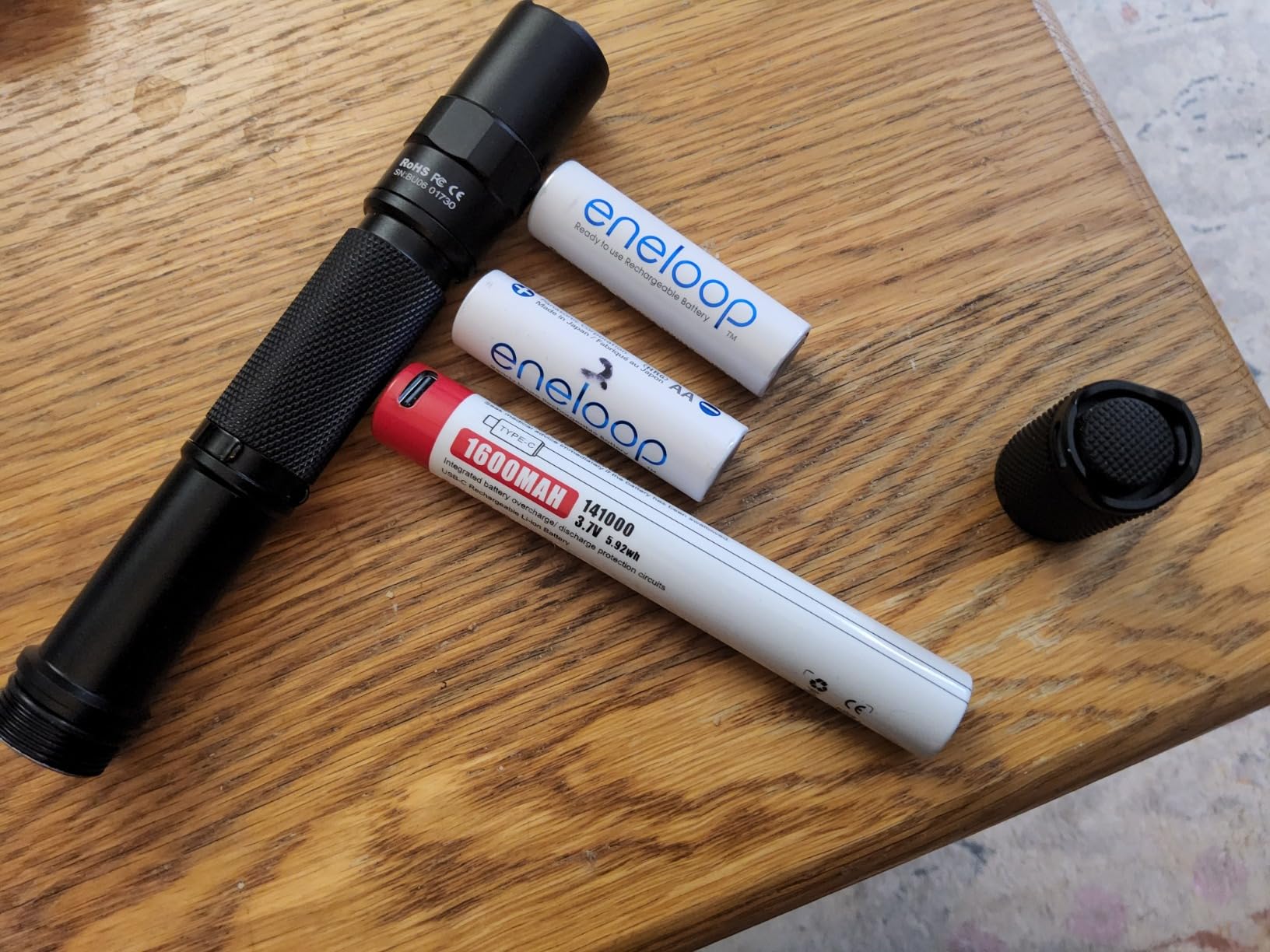 Archer 2A C LED Rechargeable Flashlight, High 1000 Lumens AA Flashlight with USB-C, Dual Switch Bright Flashlights for Power Outage, Home Emergency, Camping, IPX8 Waterproof - Cool White customer photo 2