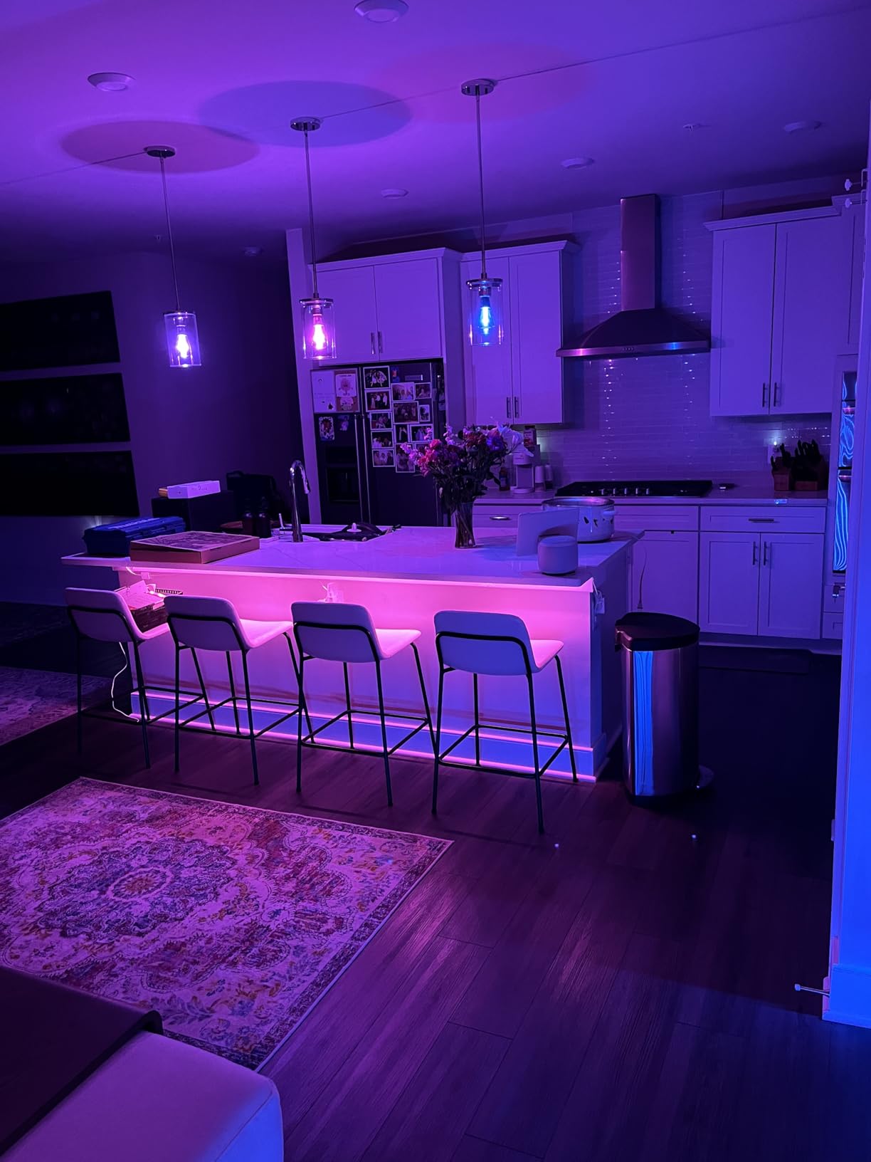 PHILIPS Hue Indoor 10 Ft Smart RGBWW LED Solo Lightstrip Base Kit, 1 Pack, Control with Hue App, LED Strip Lights Compatible with Alexa, Google Assistant and Apple HomeKit customer photo 2