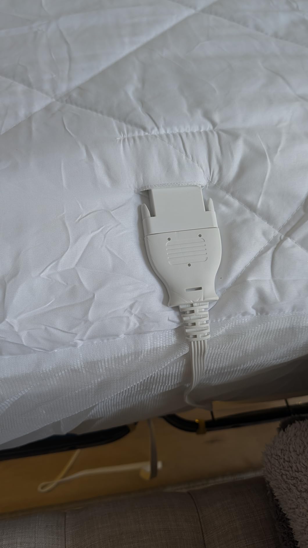 Bedsure Heated Mattress Pad Queen Ultra Soft Bed Warmer, Plush Coral Fleece | Memory & Preheat, Electric Mattress Cover, Fast Heating, ETL&FCC, 1-12 Hour Auto Off, 10 Heat Settings, Dual Control, 60