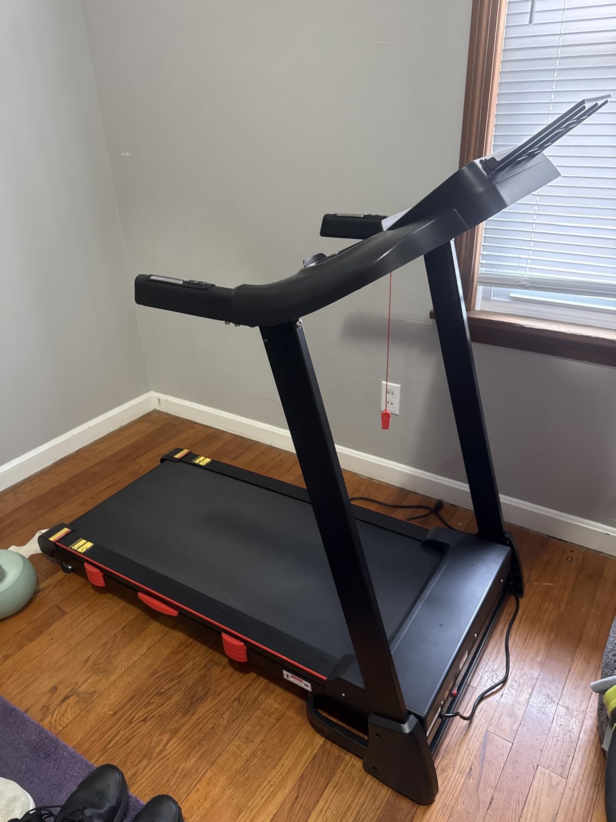ATEEDGE Treadmills for Home, 15% Auto Incline, 0.5-10 MPH, 18