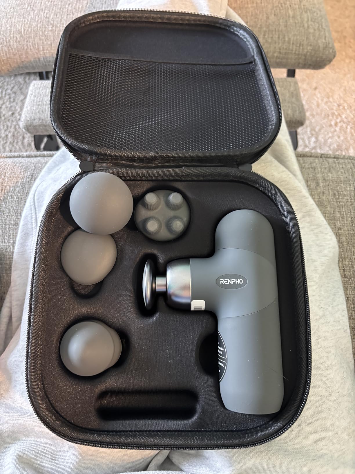 RENPHO Mini Thermal Massage Gun with Heat, Portable Deep Tissue Percussion Massager with 4 Heads for Neck & Back Comfort, Ultra-Quiet for Home, Office & Travel, Carry Case, Gifts for Men Women customer photo 2