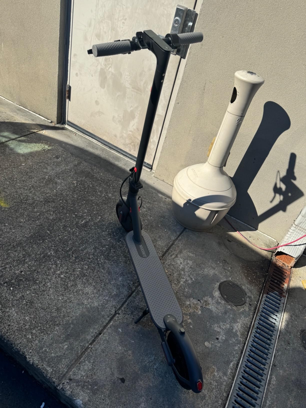 MAXSHOT V1 Electric Scooter for Adults customer photo 1