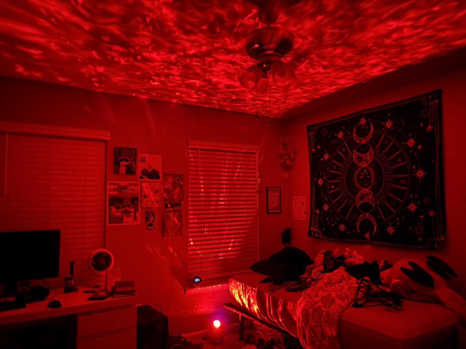 Govee Star Light Projector with 3 Aurora Flowing Effects, Works with Matter, Alexa and Google Assistant, 52 Scene Modes, 18 White Noise Options, LED Night Light Projector for Bedroom, Without Plug customer photo 1